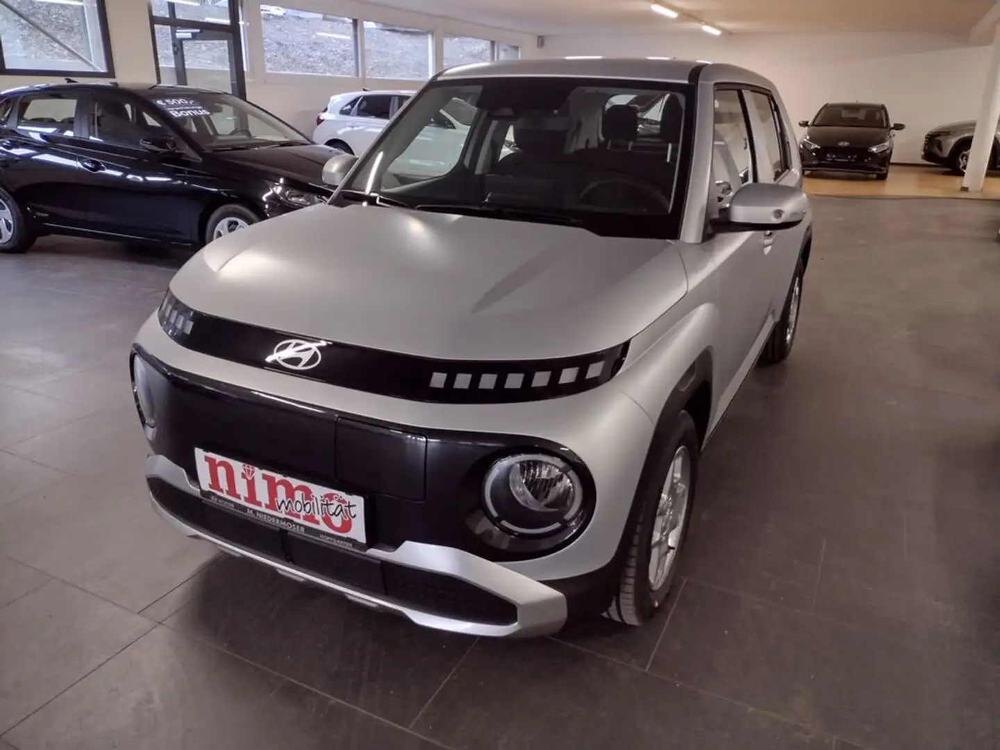 Hyundai Inster Elektro 49kWh Smart Line Silber - 2