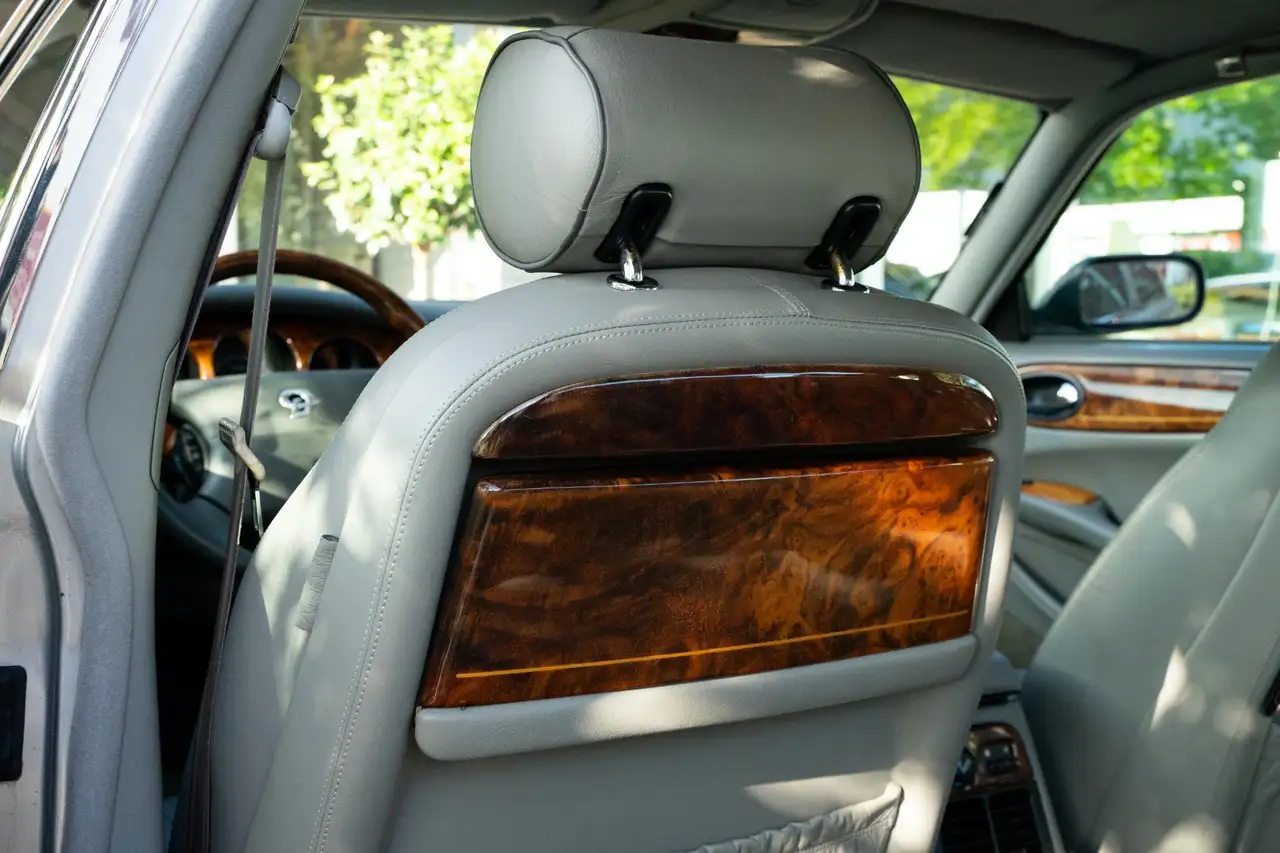 Daimler XJ Series V8 LWB Yountimer, foto 12