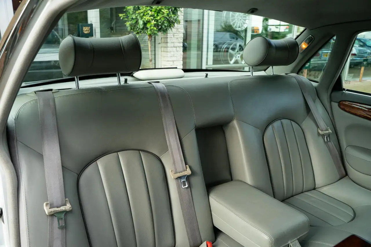 Daimler XJ Series V8 LWB Yountimer, foto 11