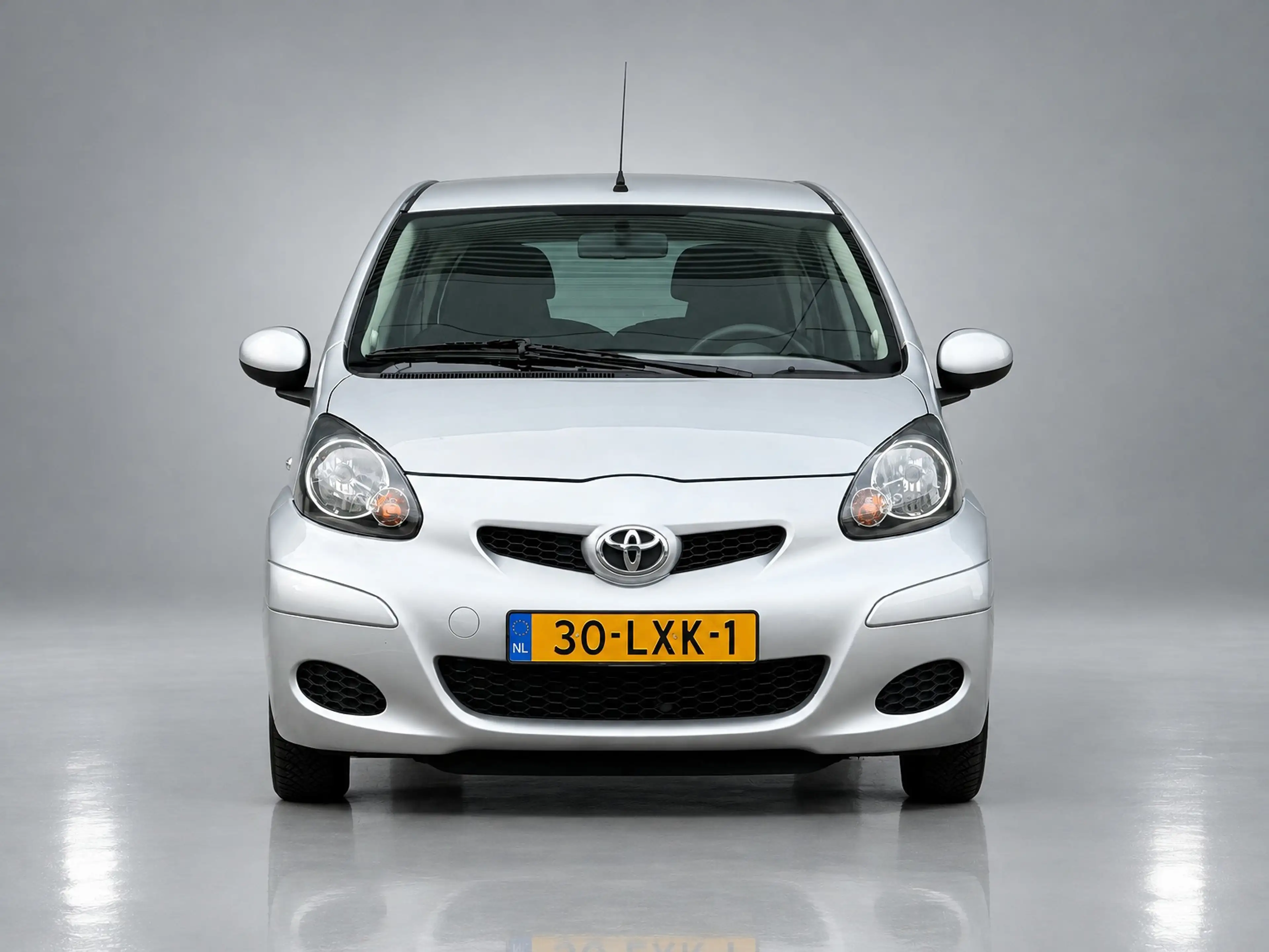Toyota Aygo 1.0-12V Comfort||5-deurs|All-season banden|Airco|N — photo 15