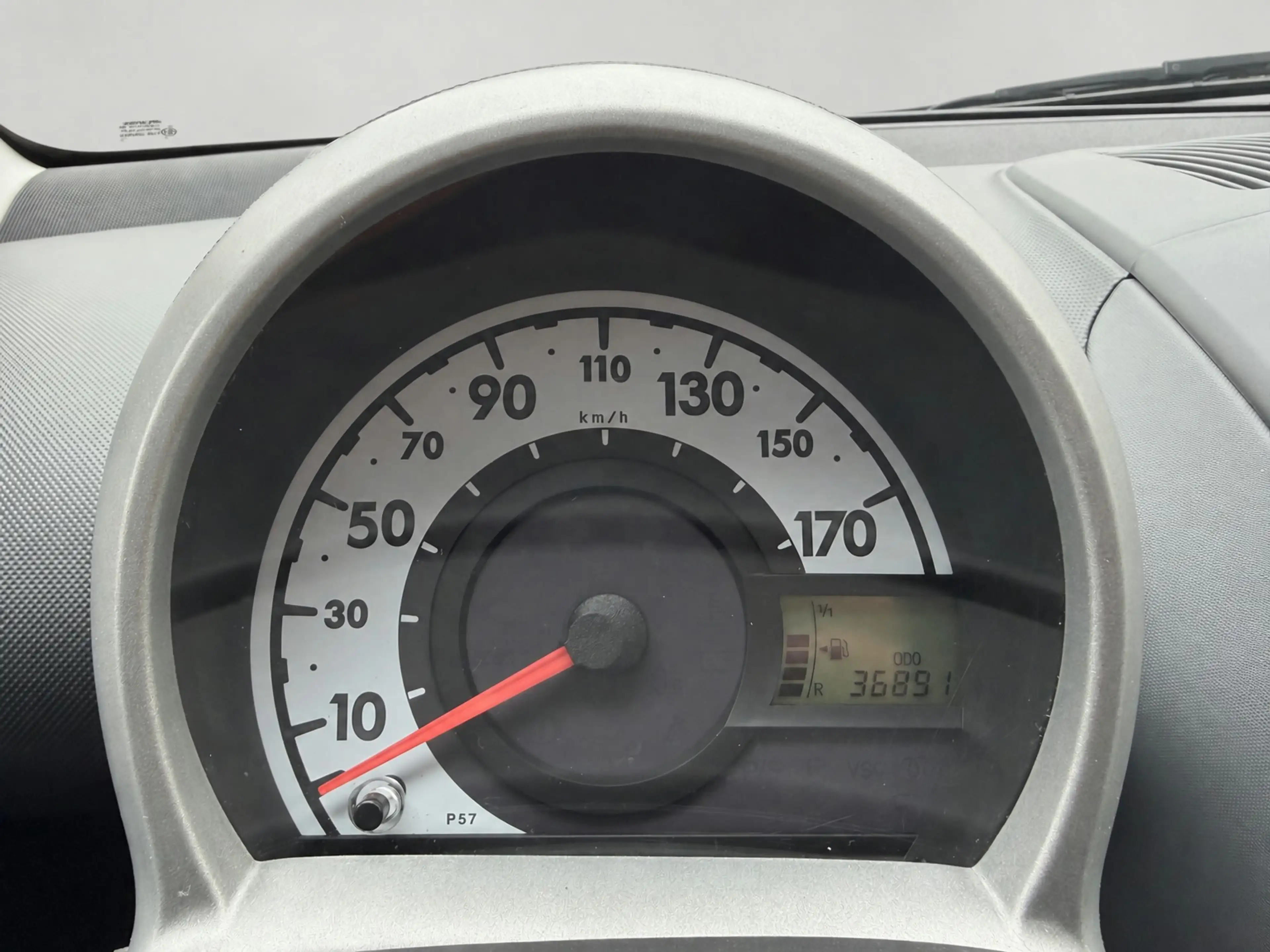 Toyota Aygo 1.0-12V Comfort||5-deurs|All-season banden|Airco|N — photo 5