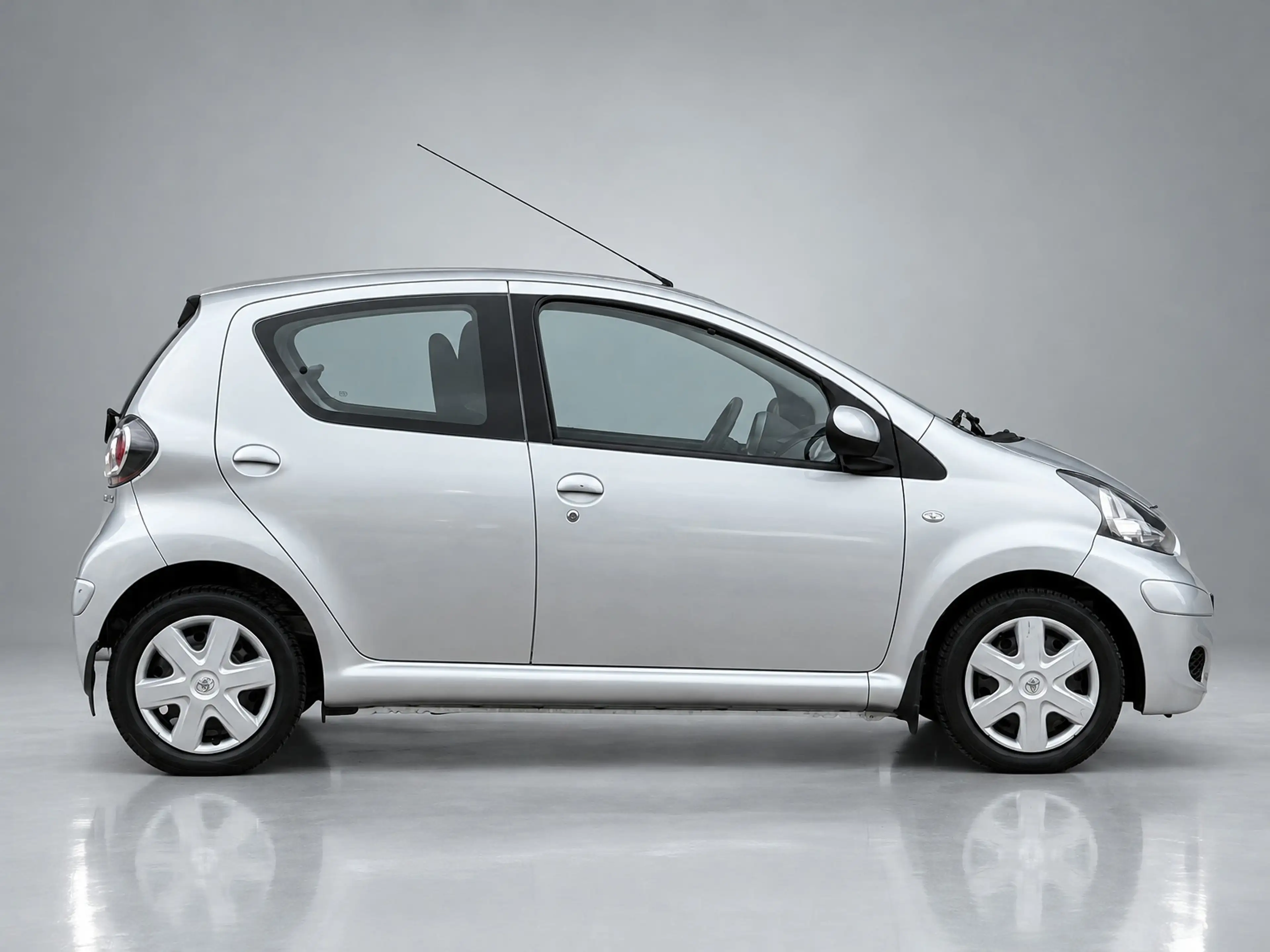 Toyota Aygo 1.0-12V Comfort||5-deurs|All-season banden|Airco|N — photo 6