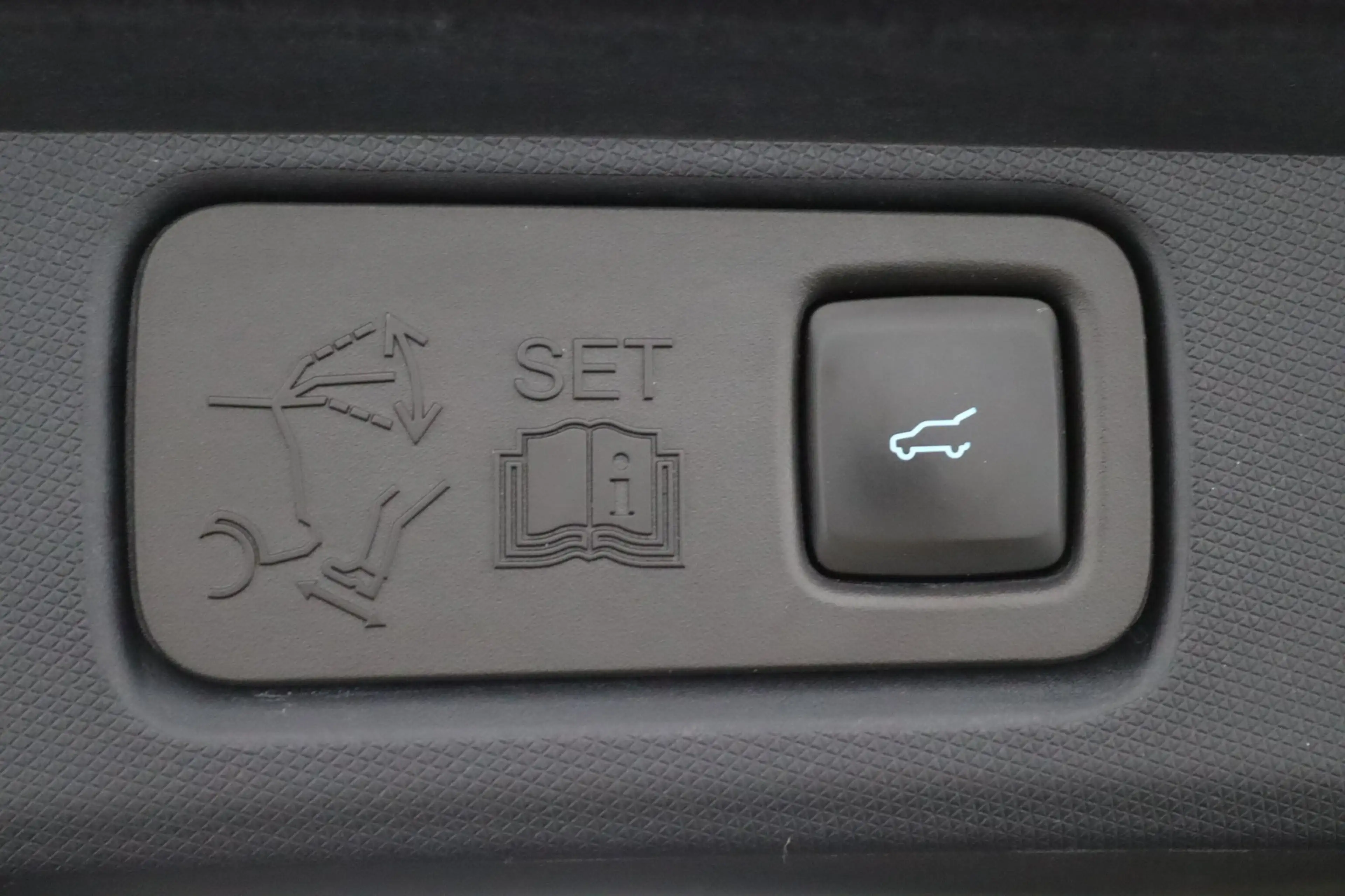 Ford Mustang Mach-E RWD 75 kWh | B&O Audio | Elektrische Achterklep | — photo 11