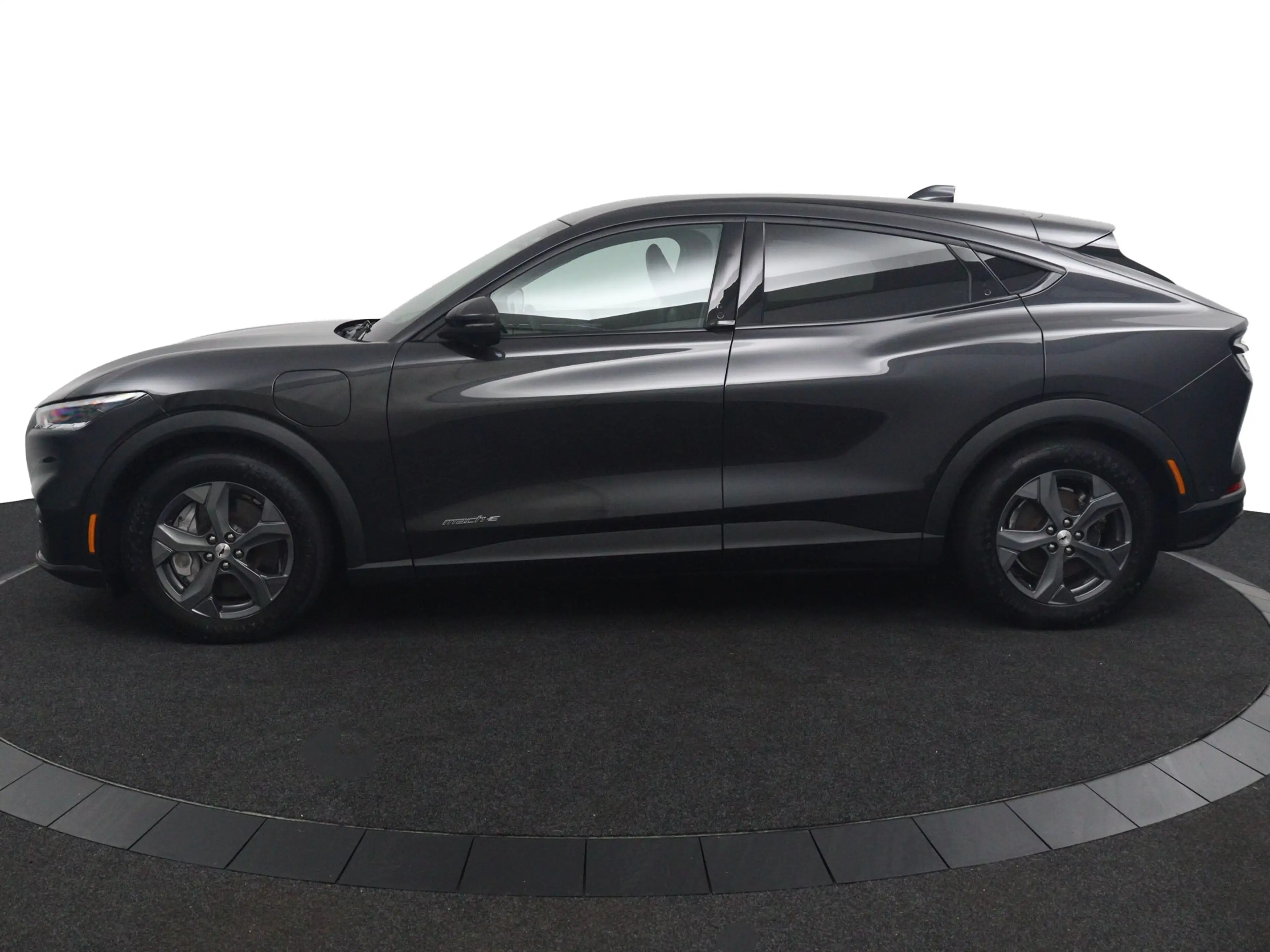 Ford Mustang Mach-E RWD 75 kWh | B&O Audio | Elektrische Achterklep | — photo 2