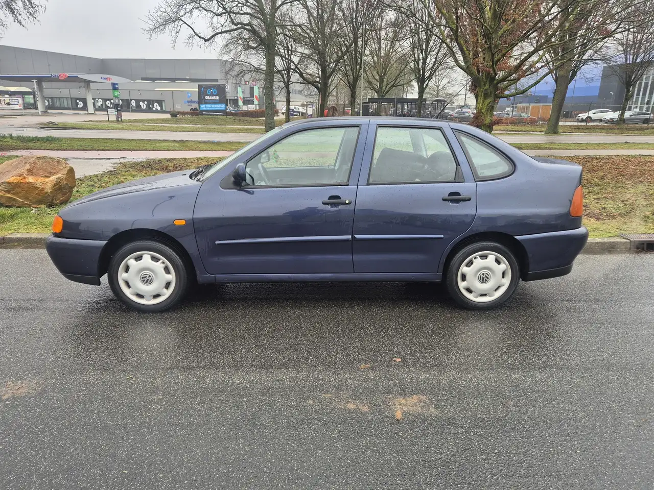 Volkswagen Polo Sedan, foto 3
