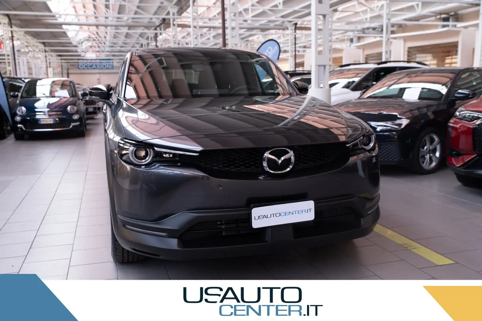 Mazda MX-30 2022 35,5 kWh e-SKYACTIV 145 CV MAKOTO (Industria Gris - 2