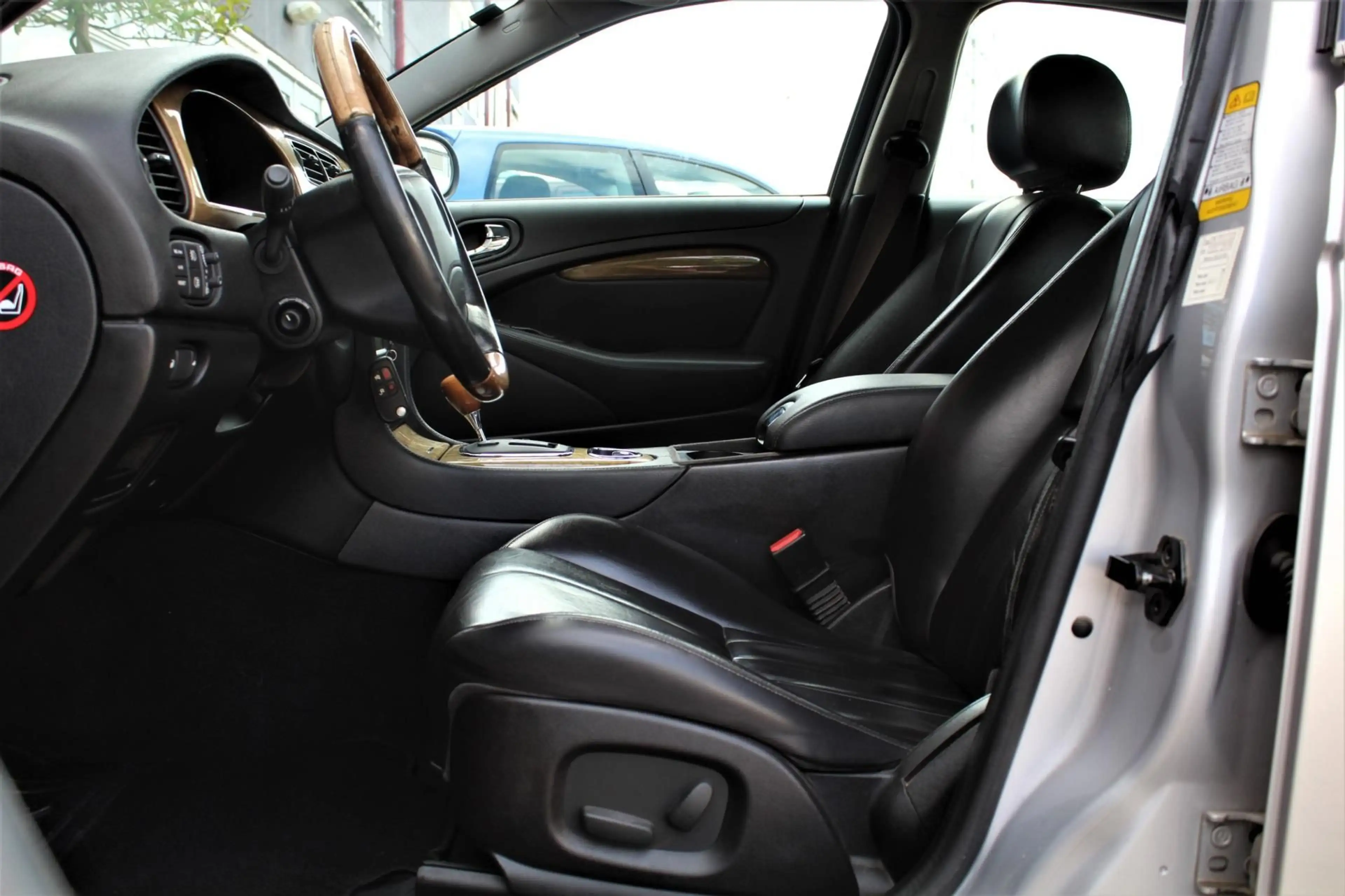 Jaguar S-Type 2.5 V6 | Youngtimer | Automaat | Climate control | — photo 9