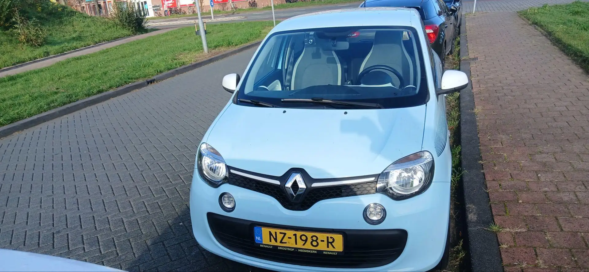 Renault Twingo 1.0 SCe Collection Blau - 2