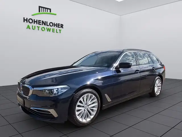 Bmw 530 5 Touring d Luxury Line *RFK *NAVI *SHZ