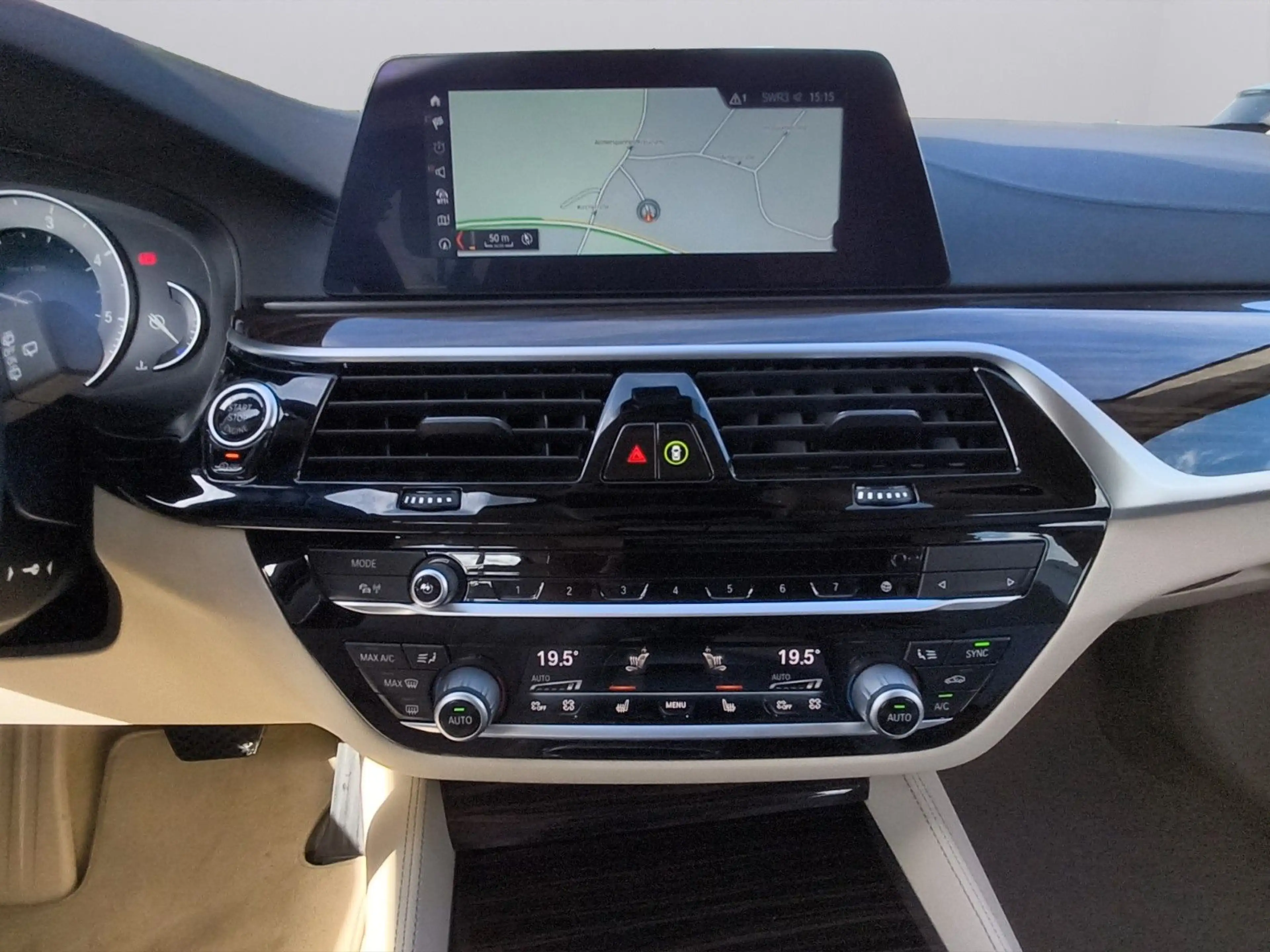 BMW 530 5 Touring 530 d Luxury Line *RFK *NAVI *SHZ — photo 14