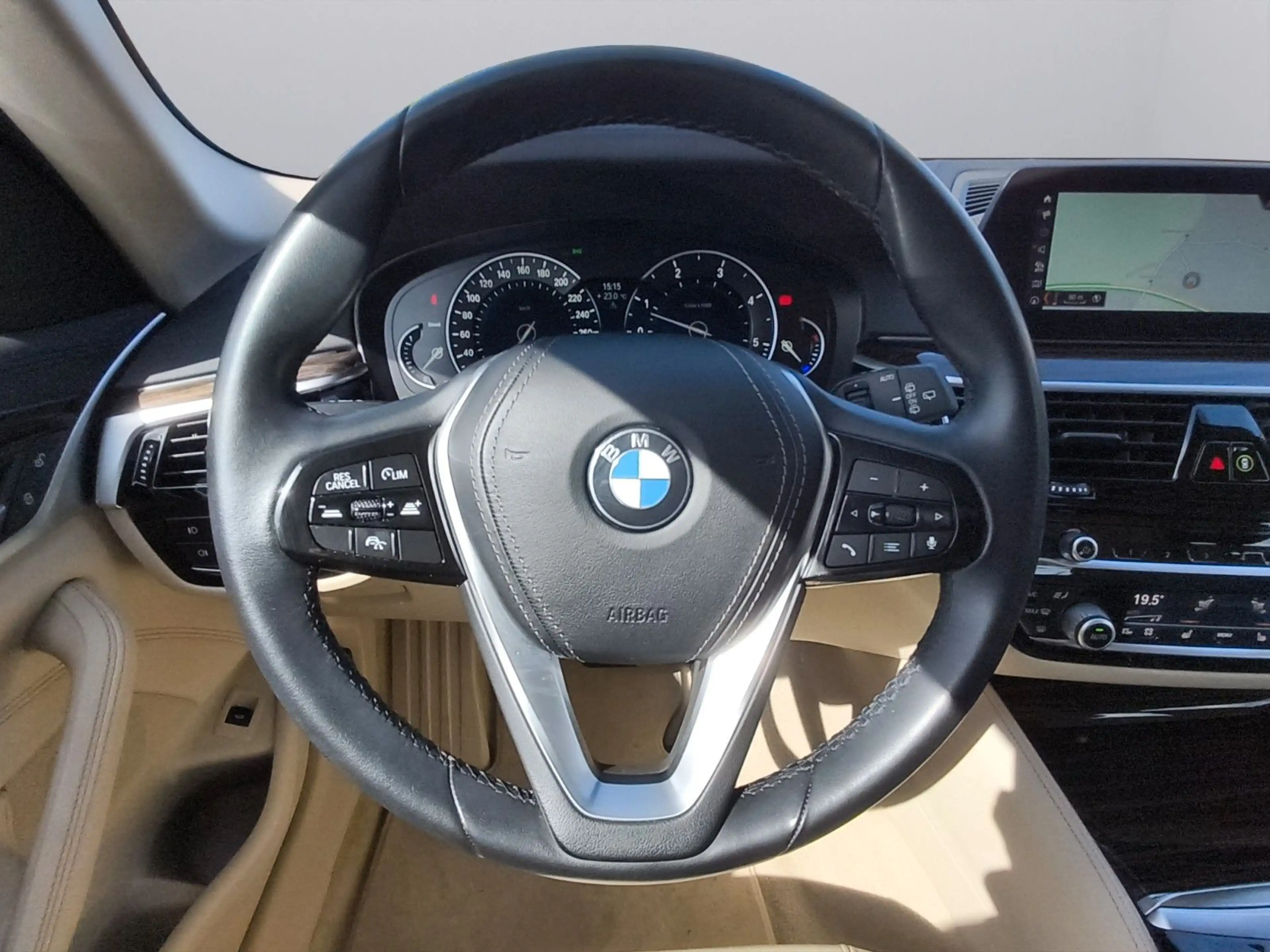 BMW 530 5 Touring 530 d Luxury Line *RFK *NAVI *SHZ — photo 15