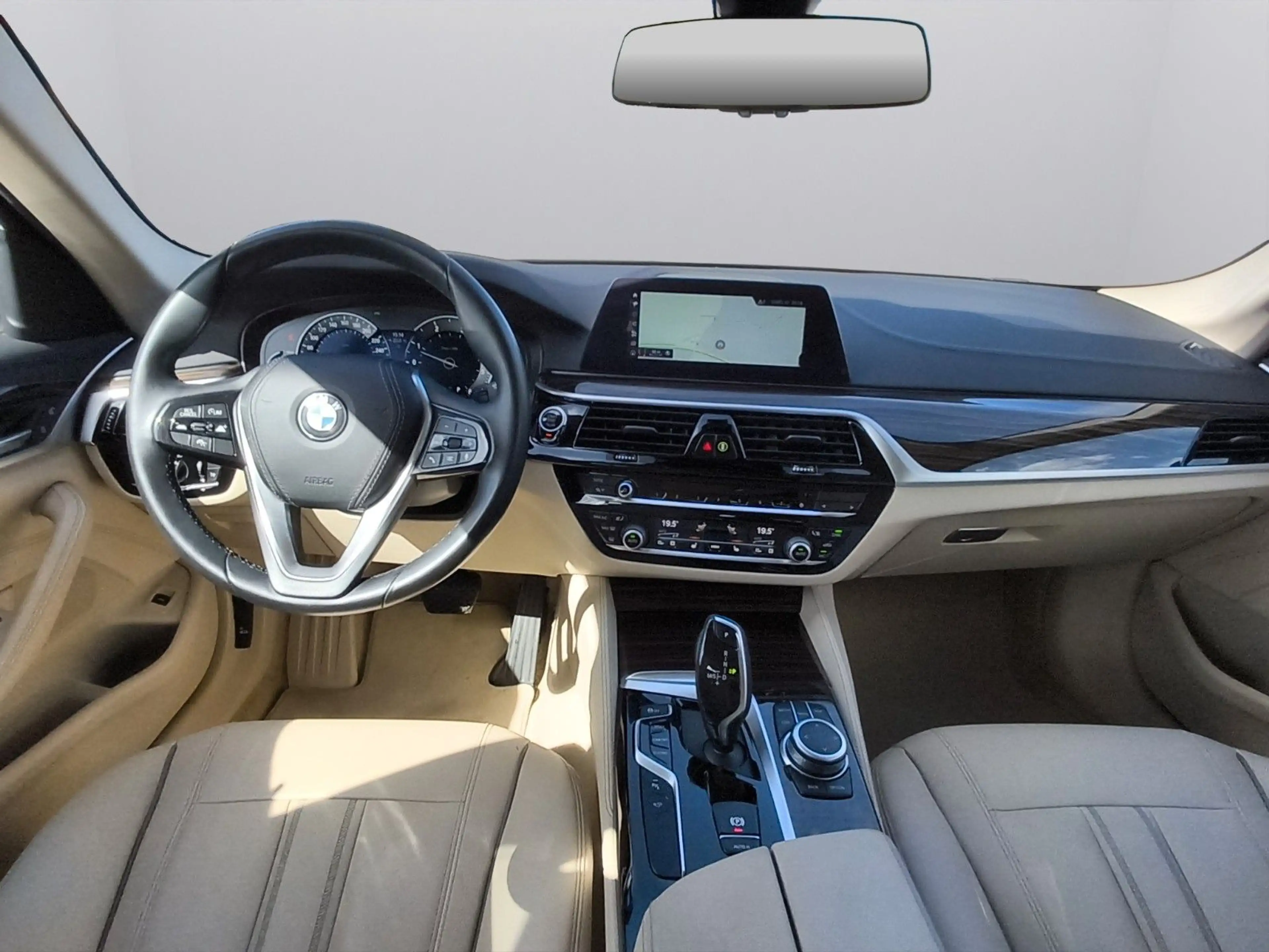 BMW 530 5 Touring 530 d Luxury Line *RFK *NAVI *SHZ — photo 12