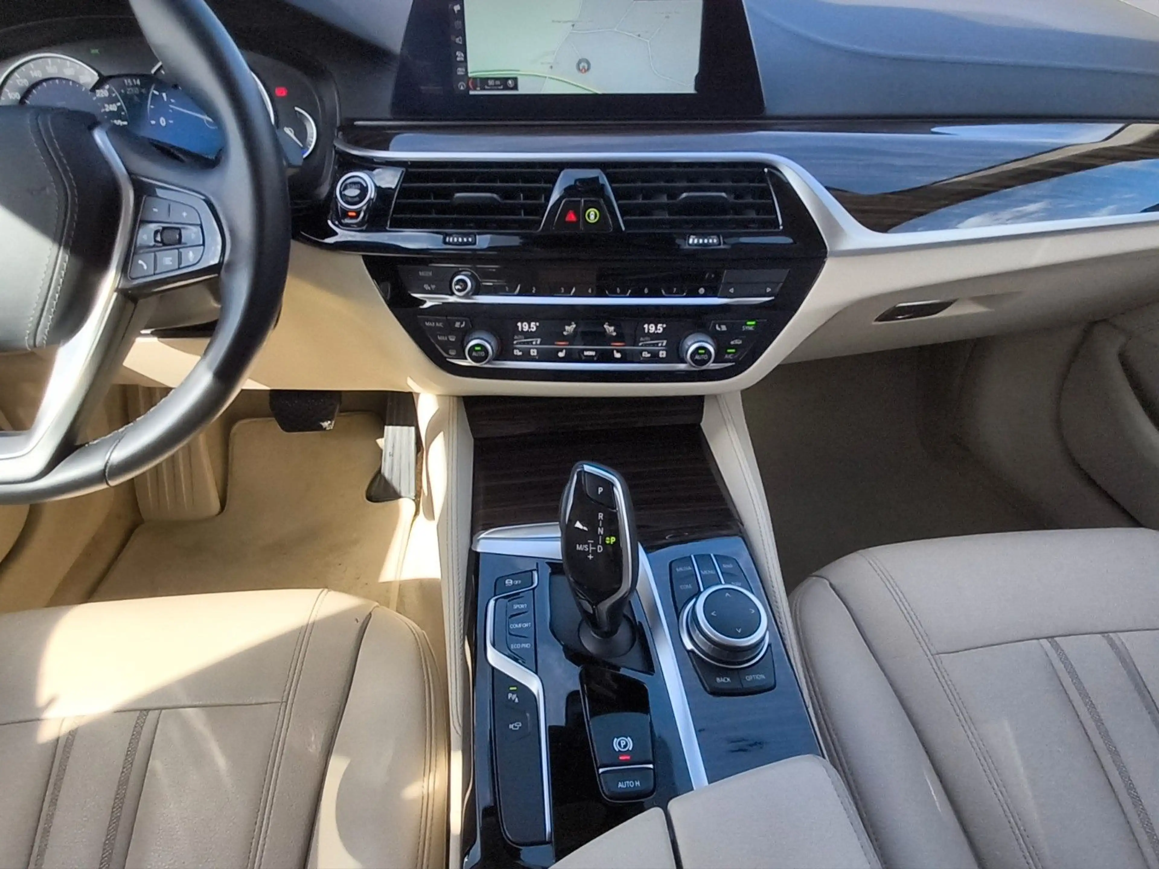 BMW 530 5 Touring 530 d Luxury Line *RFK *NAVI *SHZ — photo 13