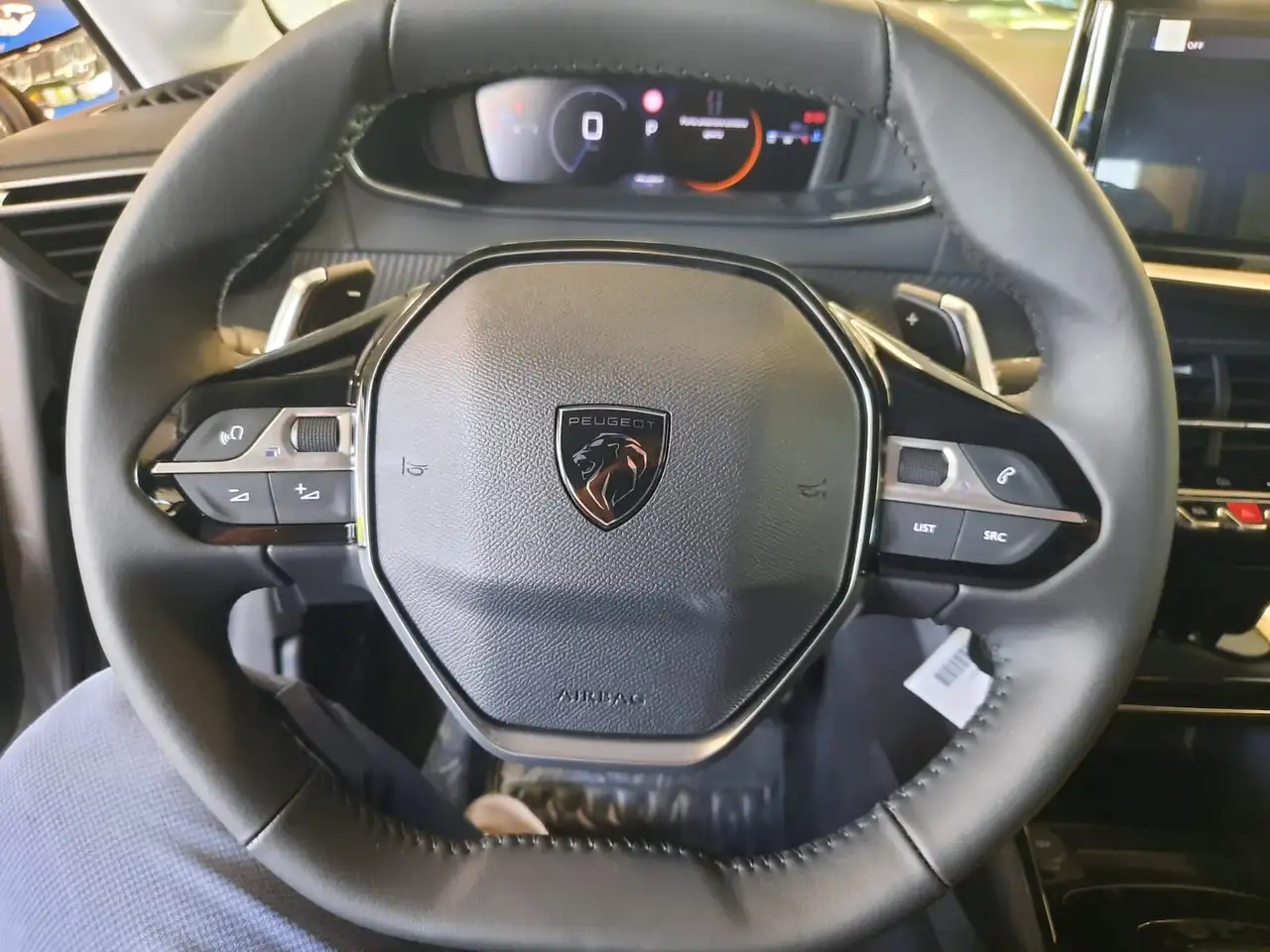 Peugeot 208 1.2 hybrid Allure 110cv e-dcs 6 20