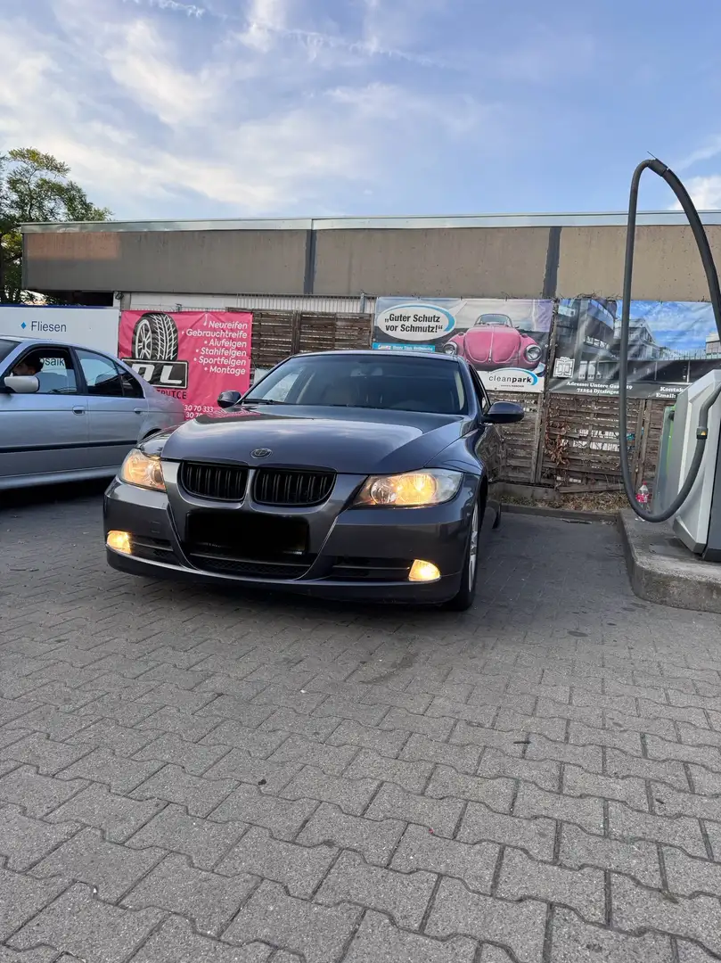 BMW 325 325i - 1
