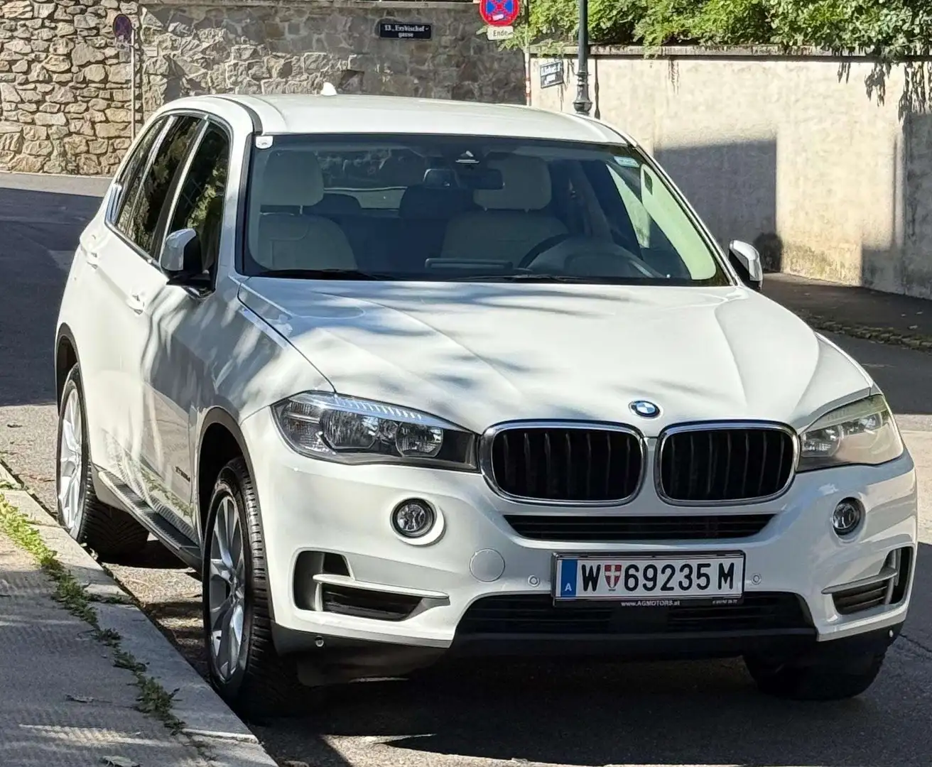 BMW X5 xDrive25d Weiß - 1