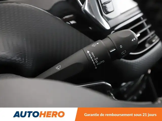Peugeot 208 view 27