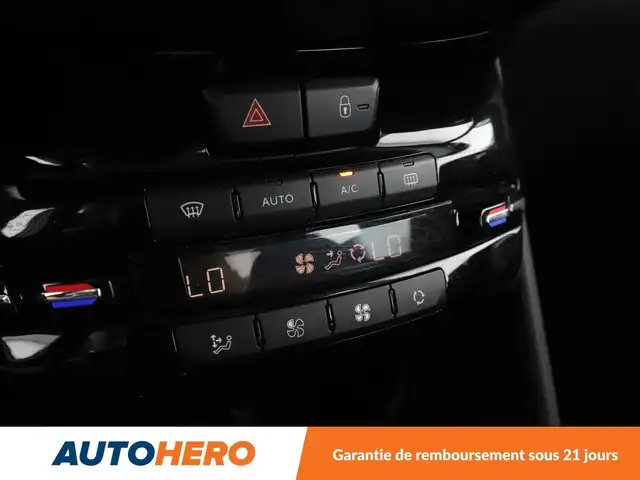 Peugeot 208 view 25