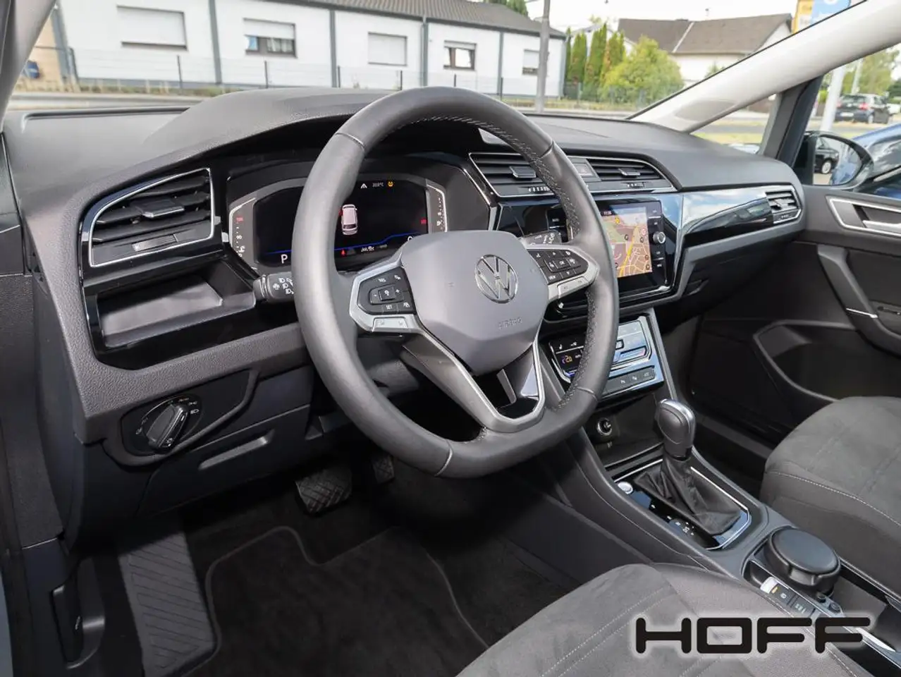 Volkswagen Touran 2.0 TDI DSG Highline Panorama AHK Kamera Anschluss, миниатюра 4