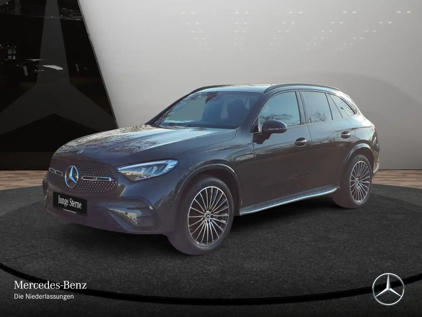 Mercedes-Benz GLC 300 4M AMG+NIGHT+PANO+360+AHK+LED+SITZKLIMA+9G Grau - 2