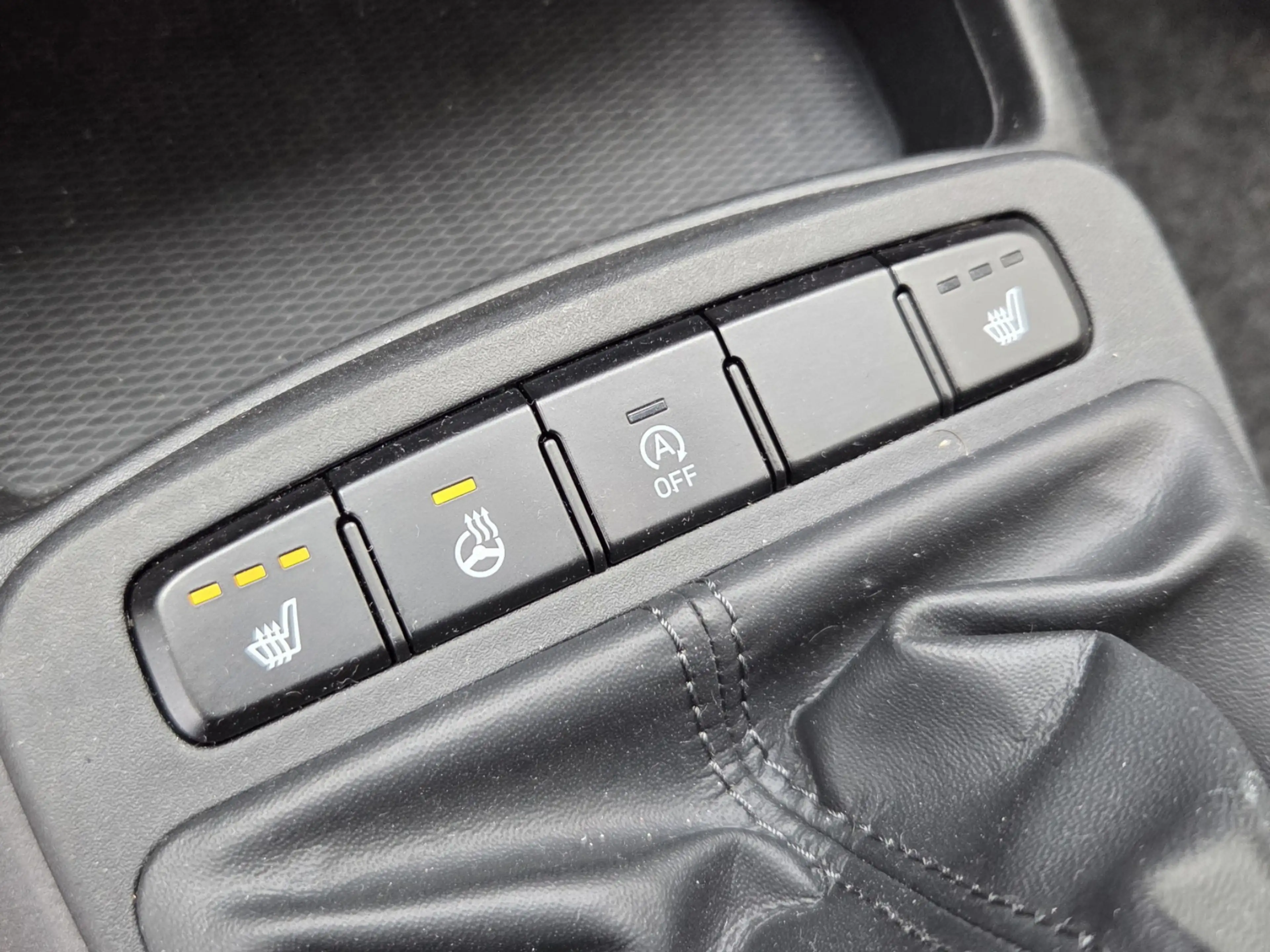 Hyundai i10 1.0 Edition 30 Airco-Cruise-Caplay/Android-Led — photo 15