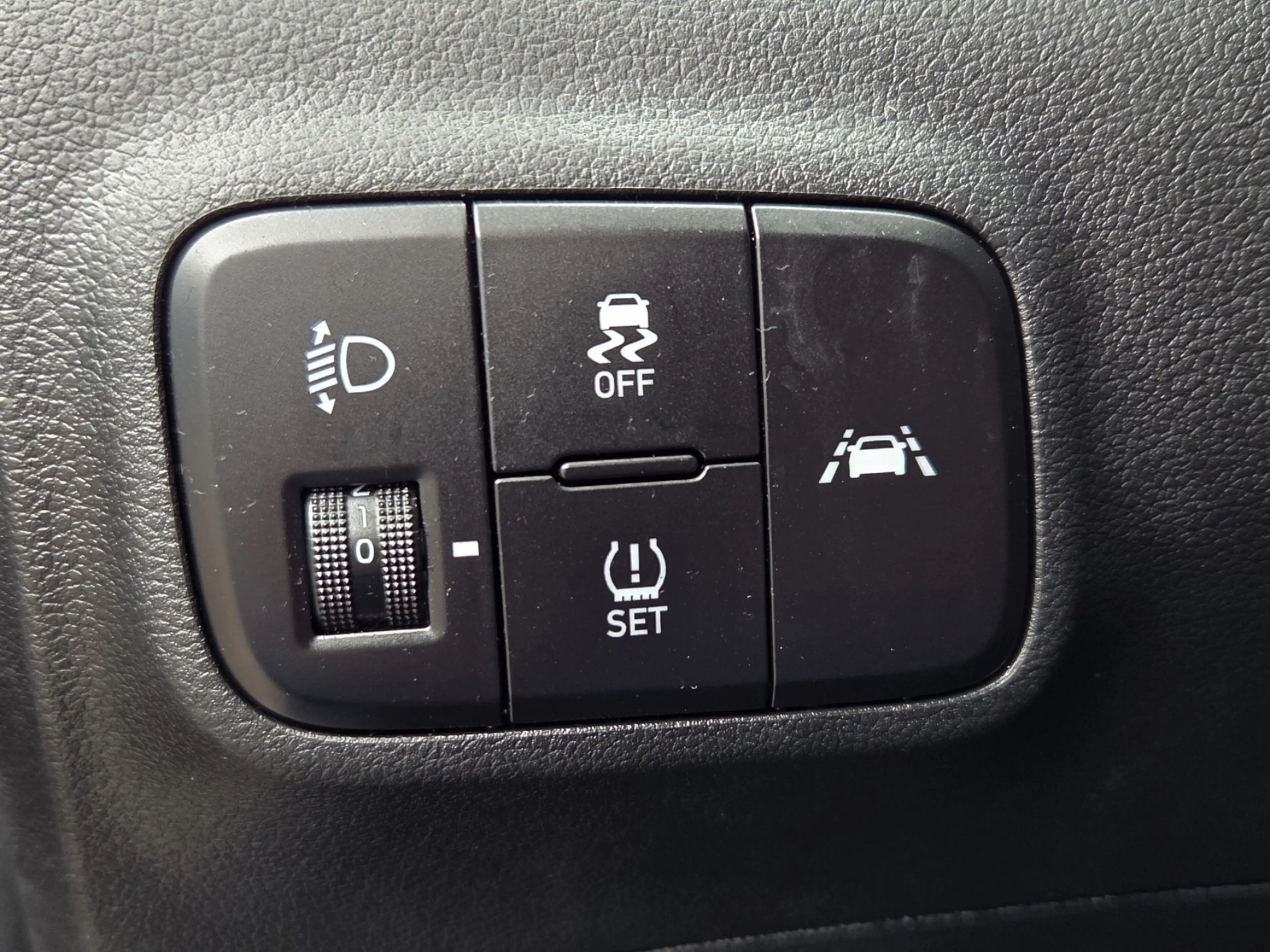 Hyundai i10 1.0 Edition 30 Airco-Cruise-Caplay/Android-Led — photo 12