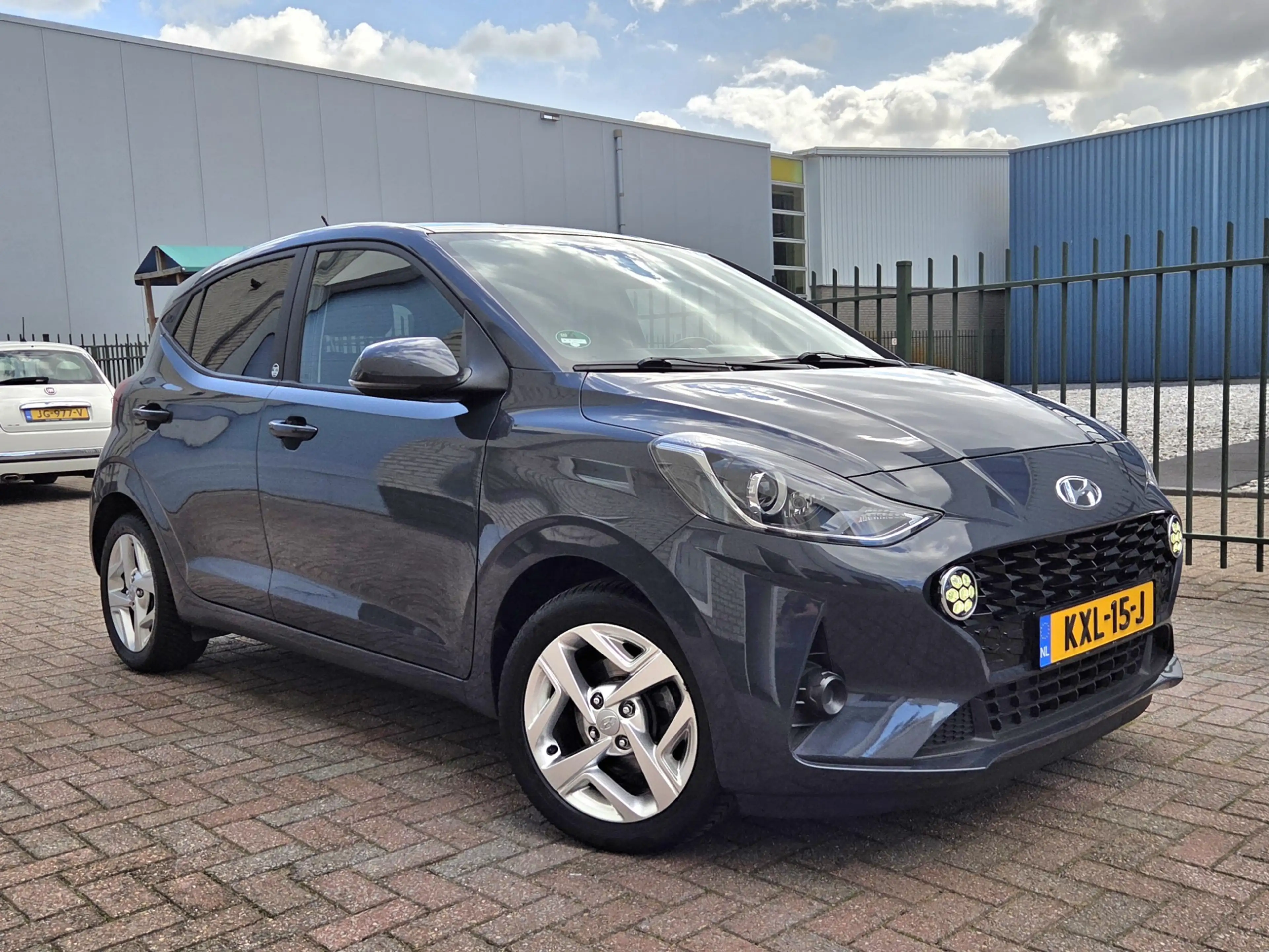 Hyundai i10 1.0 Edition 30 Airco-Cruise-Caplay/Android-Led — photo 2