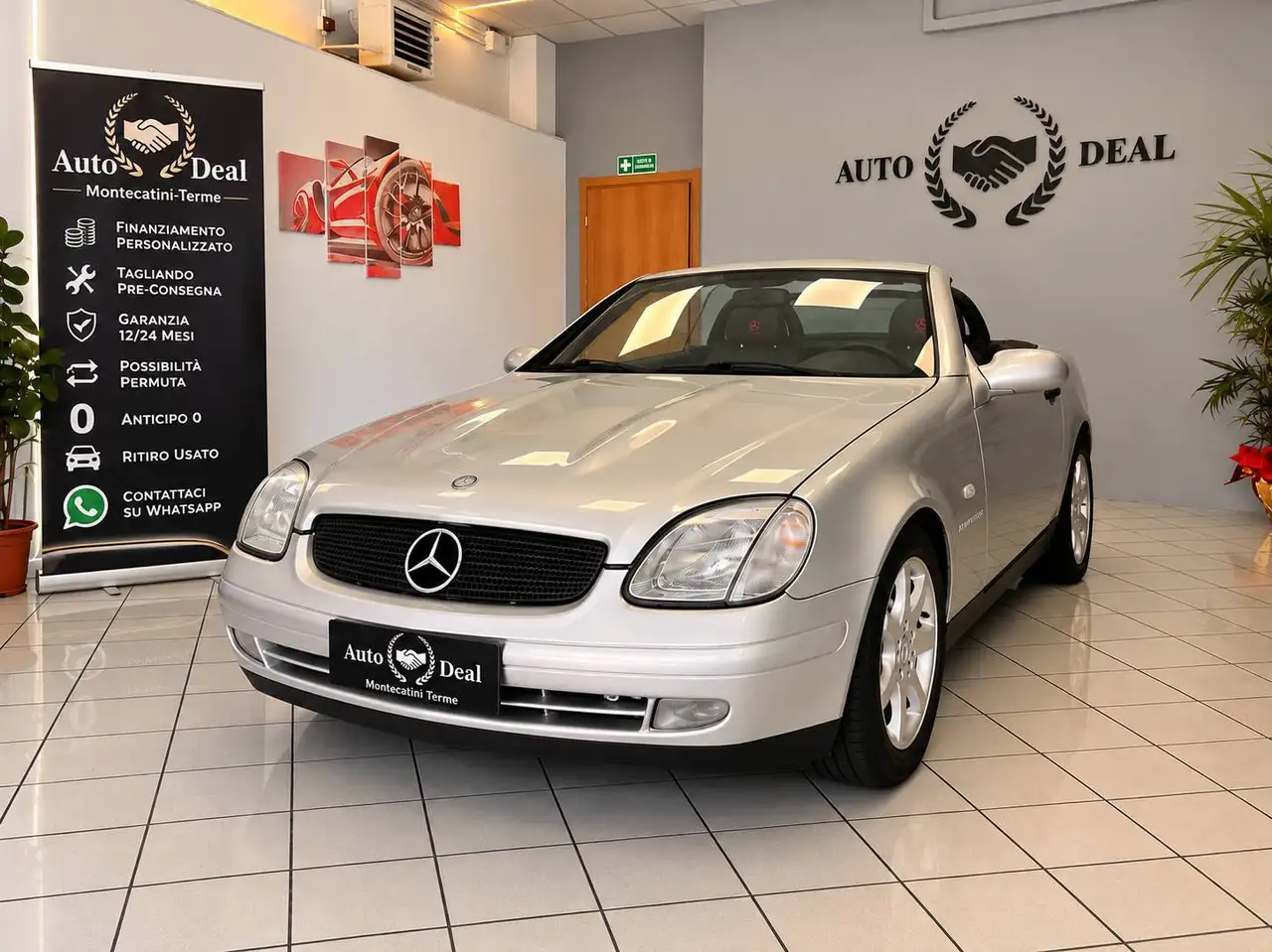 Mercedes-Benz SLK 200 Roadster Kompressor | RESTAURATA | ASI | 151.000 KM, foto 1