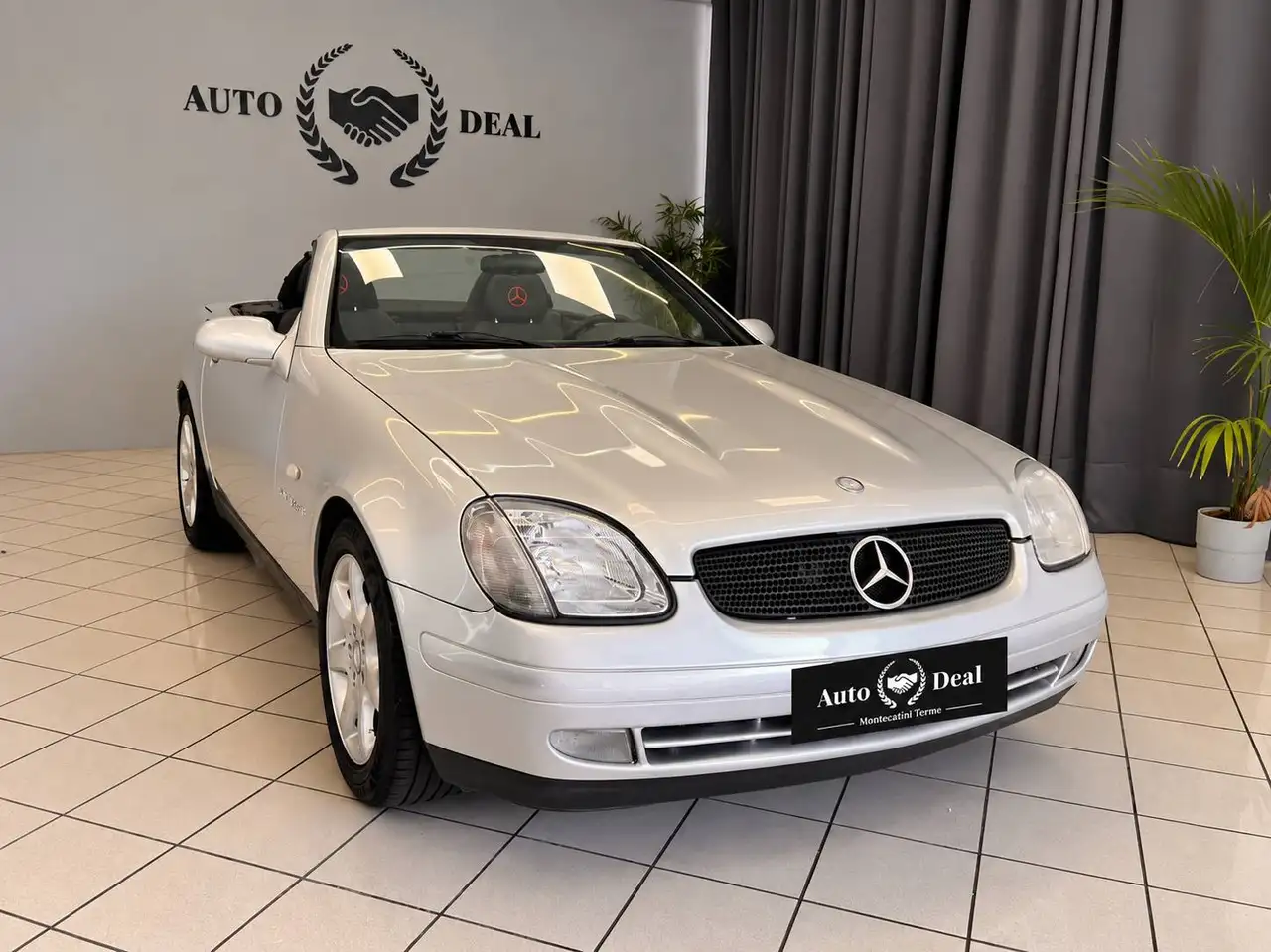 Mercedes-Benz SLK 200 Roadster Kompressor | RESTAURATA | ASI | 151.000 KM, foto 11