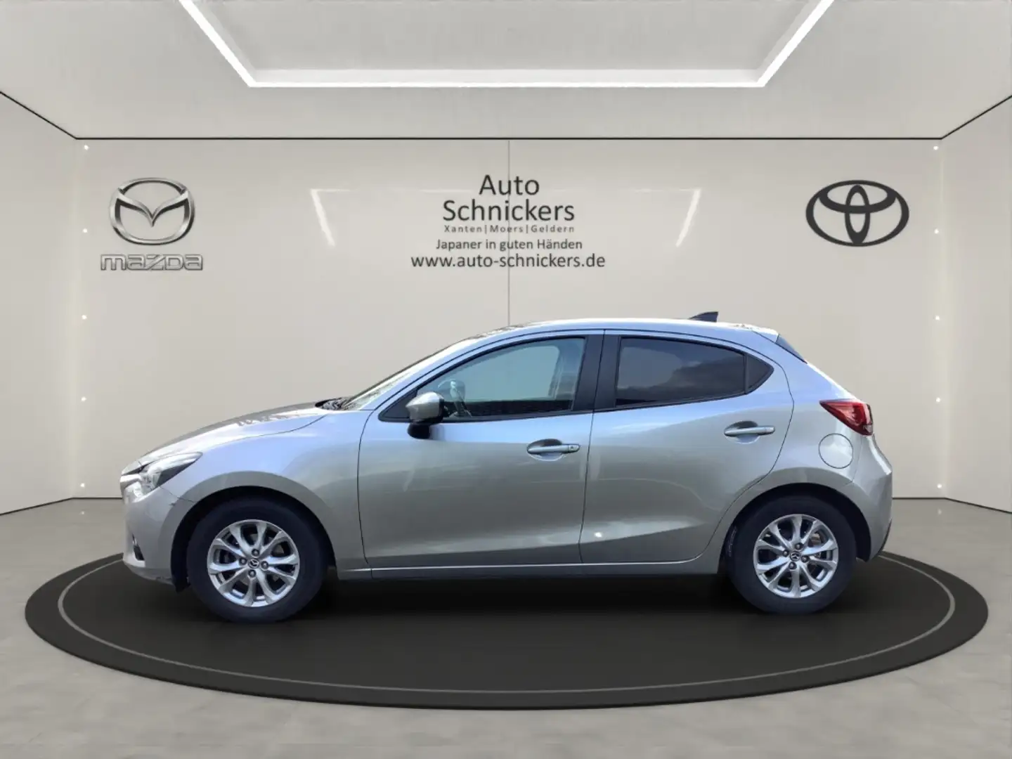 Mazda 2 SKYACTIV-G EXCLUSIVE-LINE+GJ-RÄDER !! Argent - 2
