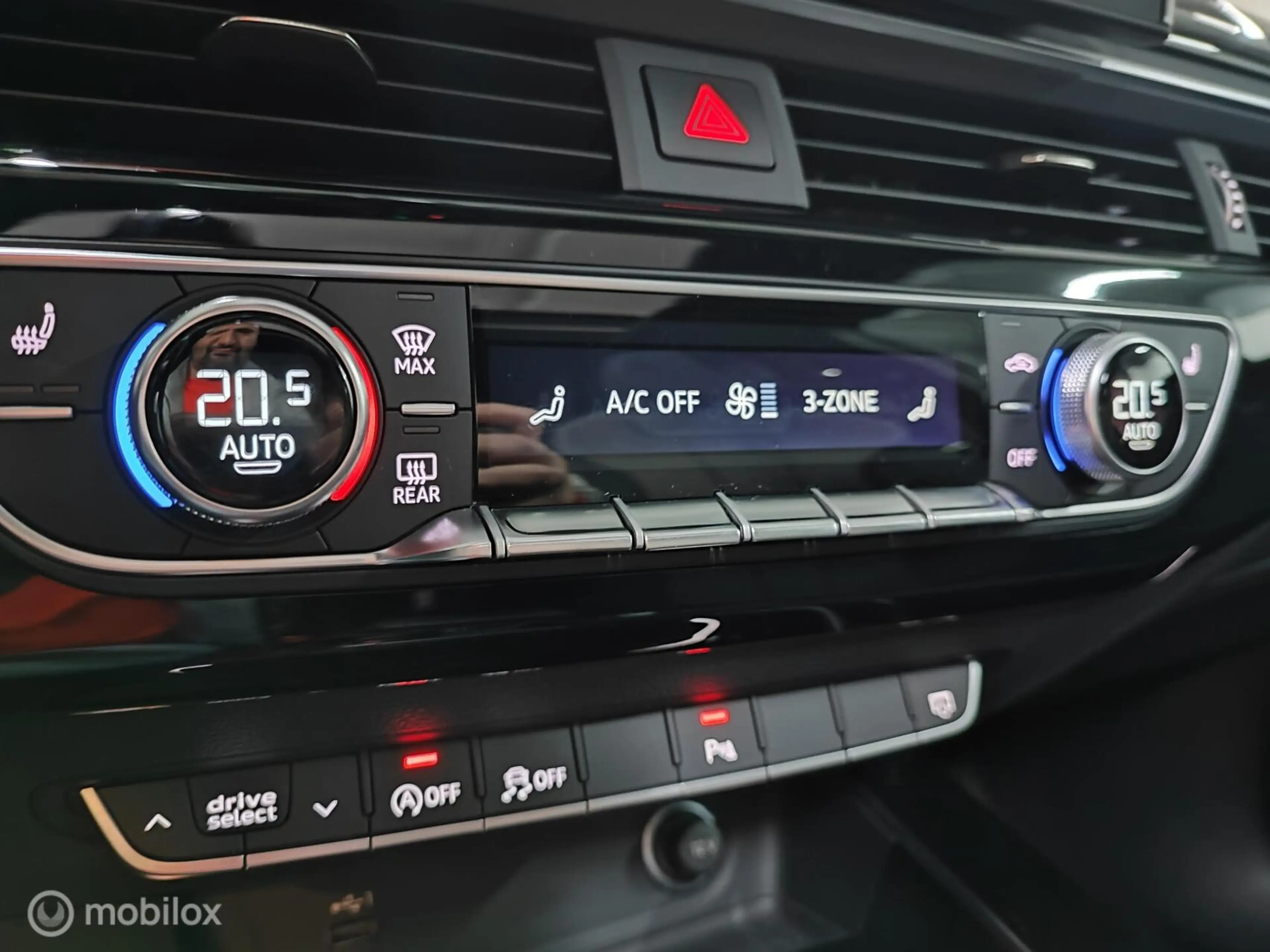Audi A4 Avant 45 TFSI QUATTRO S-TRONIC 265PK PANO MATRIX V — photo 45