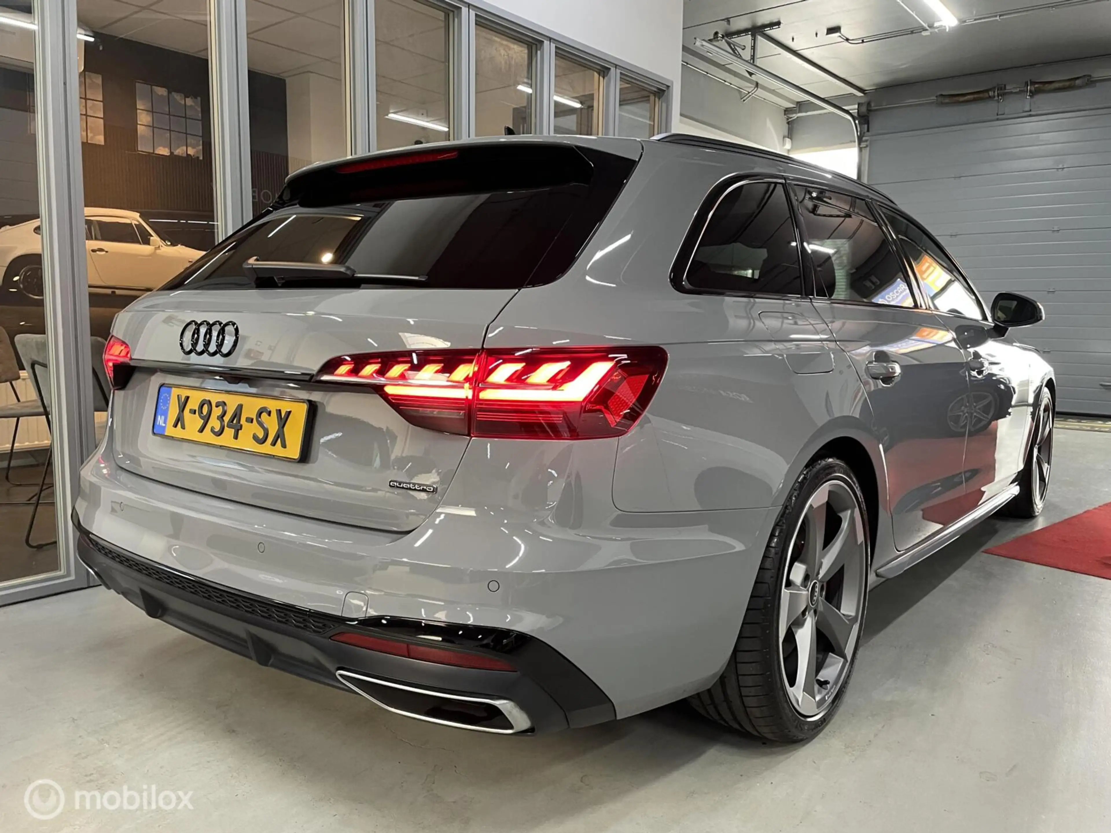 Audi A4 Avant 45 TFSI QUATTRO S-TRONIC 265PK PANO MATRIX V — photo 6