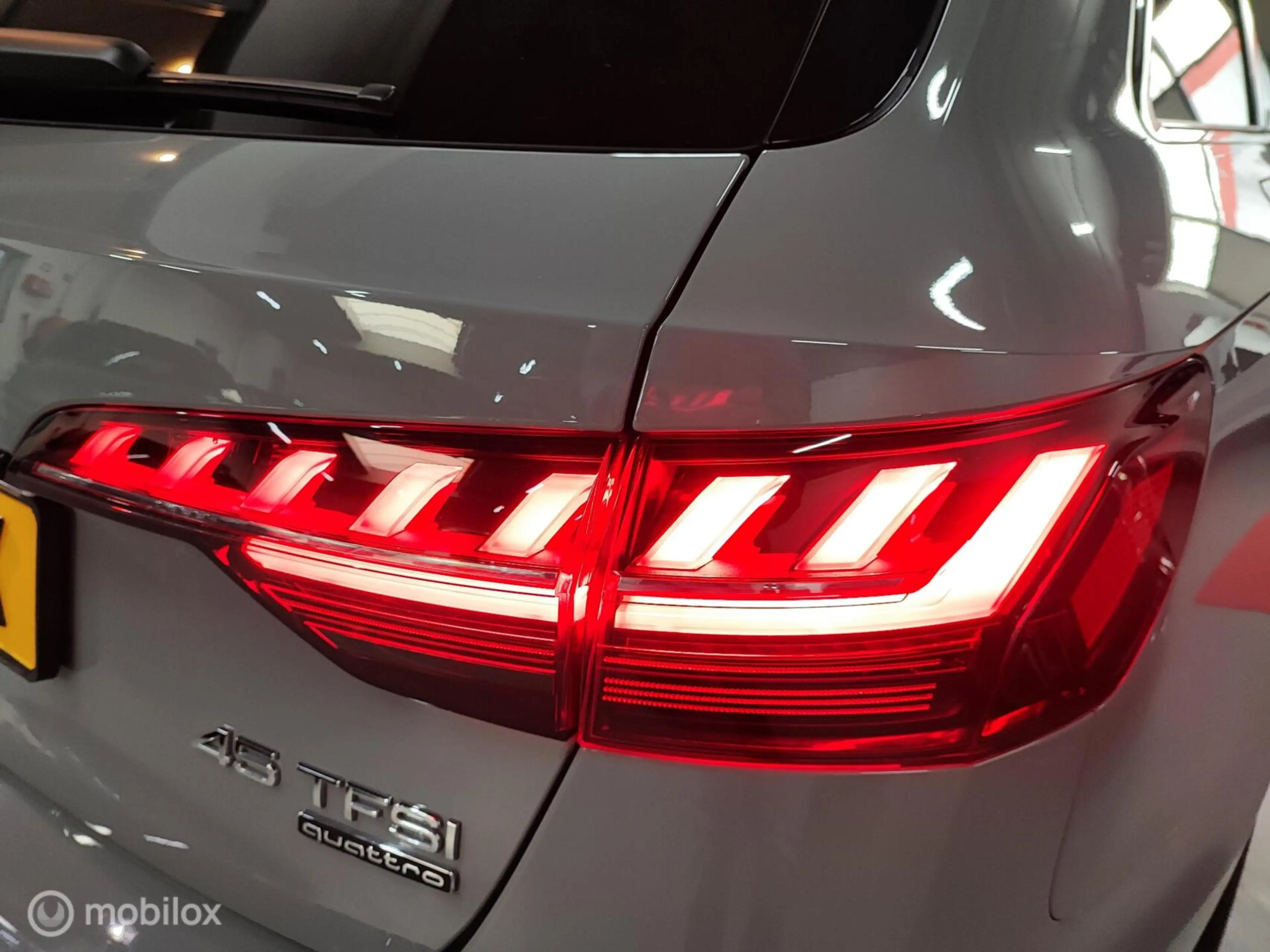 Audi A4 Avant 45 TFSI QUATTRO S-TRONIC 265PK PANO MATRIX V — photo 9