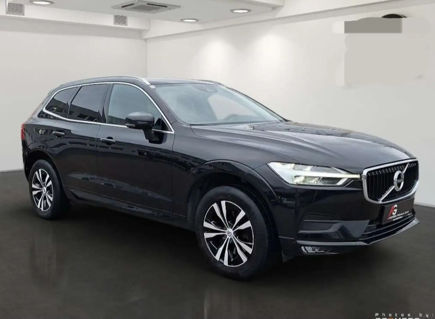 Volvo XC60 B4 D Geartronic Momentum Pro - 1
