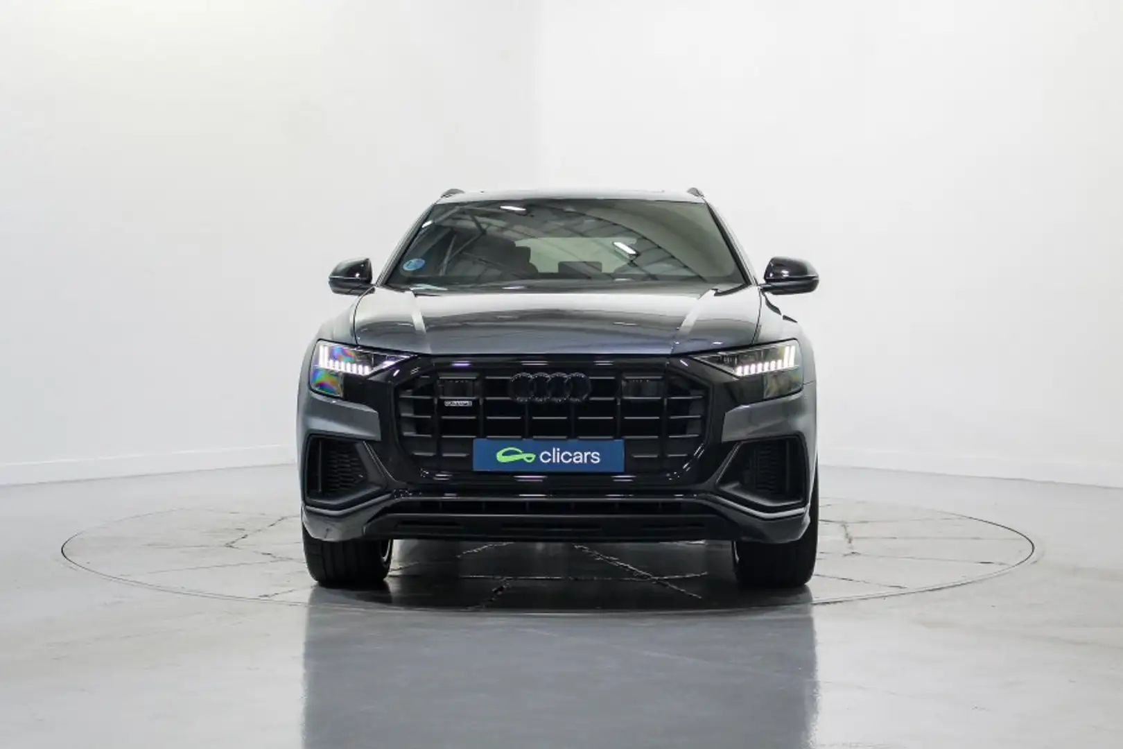 Audi Q8 55 TFSI Black line quattro tiptronic Grau - 2