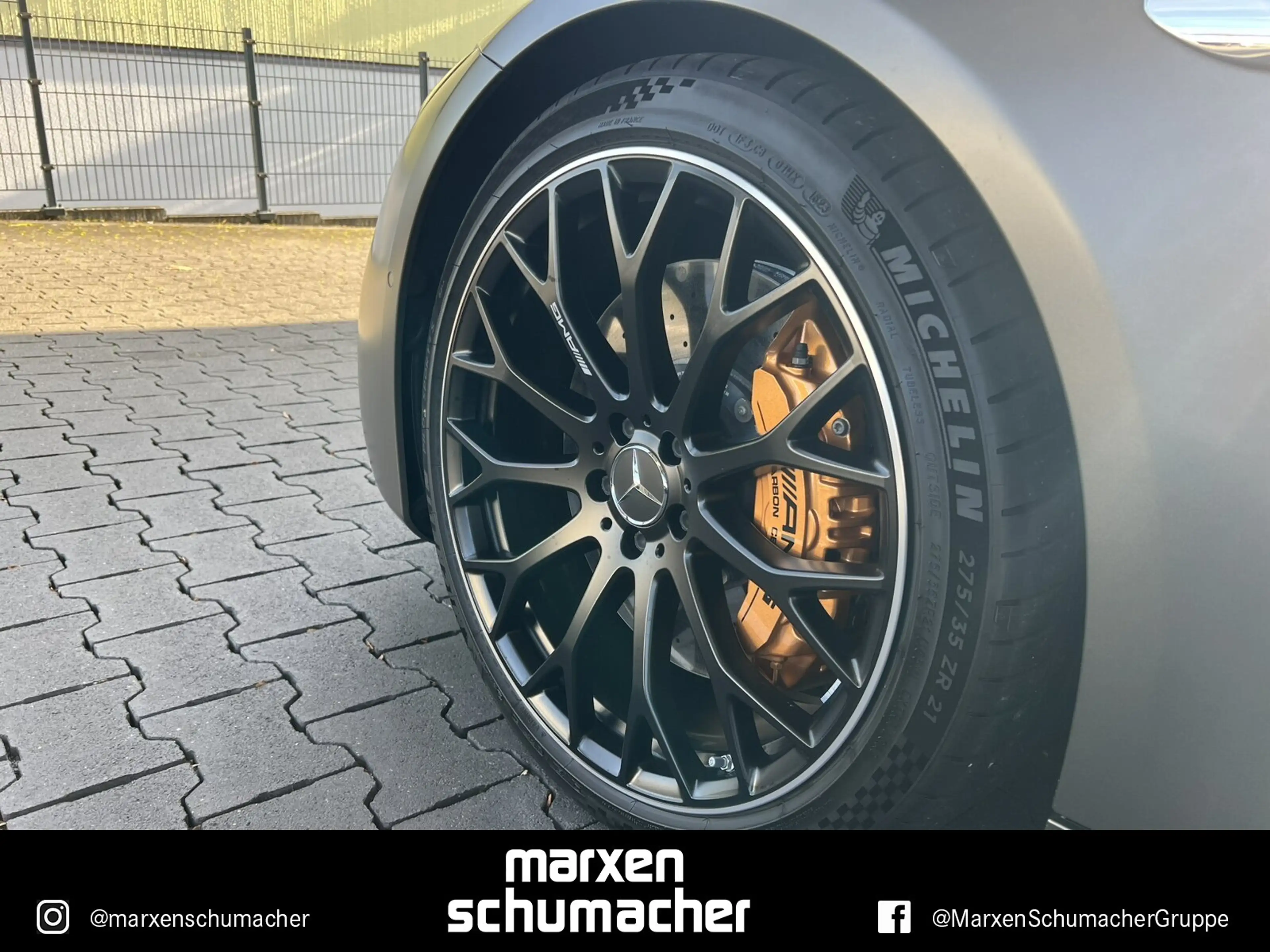 Mercedes-Benz SL 63 AMG AMG SL 63 4M+ Keramik+Carbon+PerfSitz+Lift+Magno — photo 7