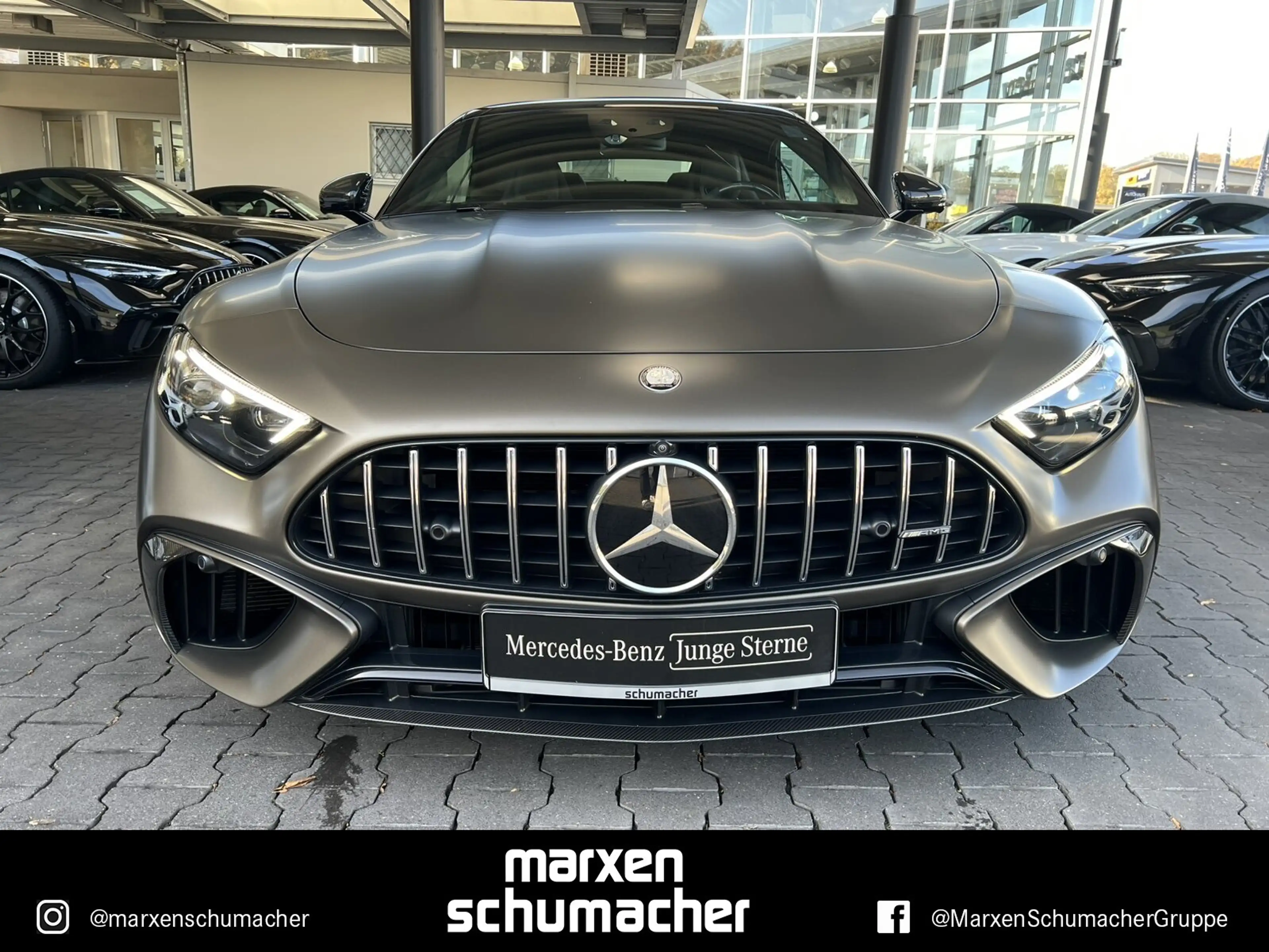 Mercedes-Benz SL 63 AMG AMG SL 63 4M+ Keramik+Carbon+PerfSitz+Lift+Magno — photo 2