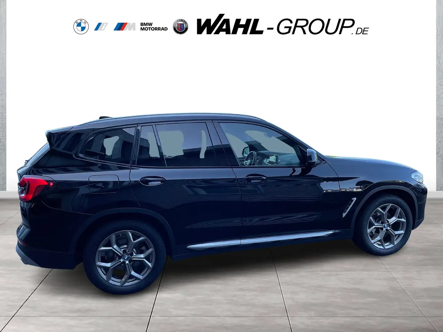 BMW X3 xDrive30e DAB LED NAVI RFK AHK SHZ ALU 19" Schwarz - 2