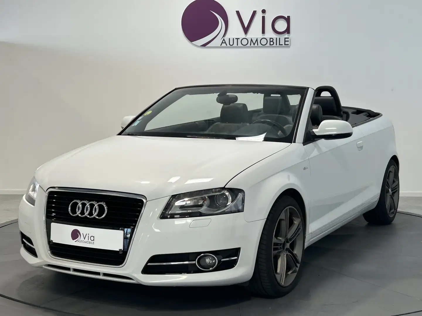 Audi Cabriolet 1.6 TDI 105 DPF S Line, Sieges chauffants Blanco - 1