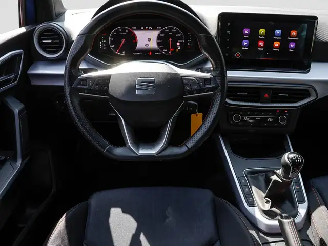 Seat Arona view 14