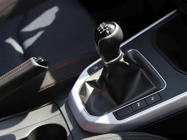 Seat Arona view 10