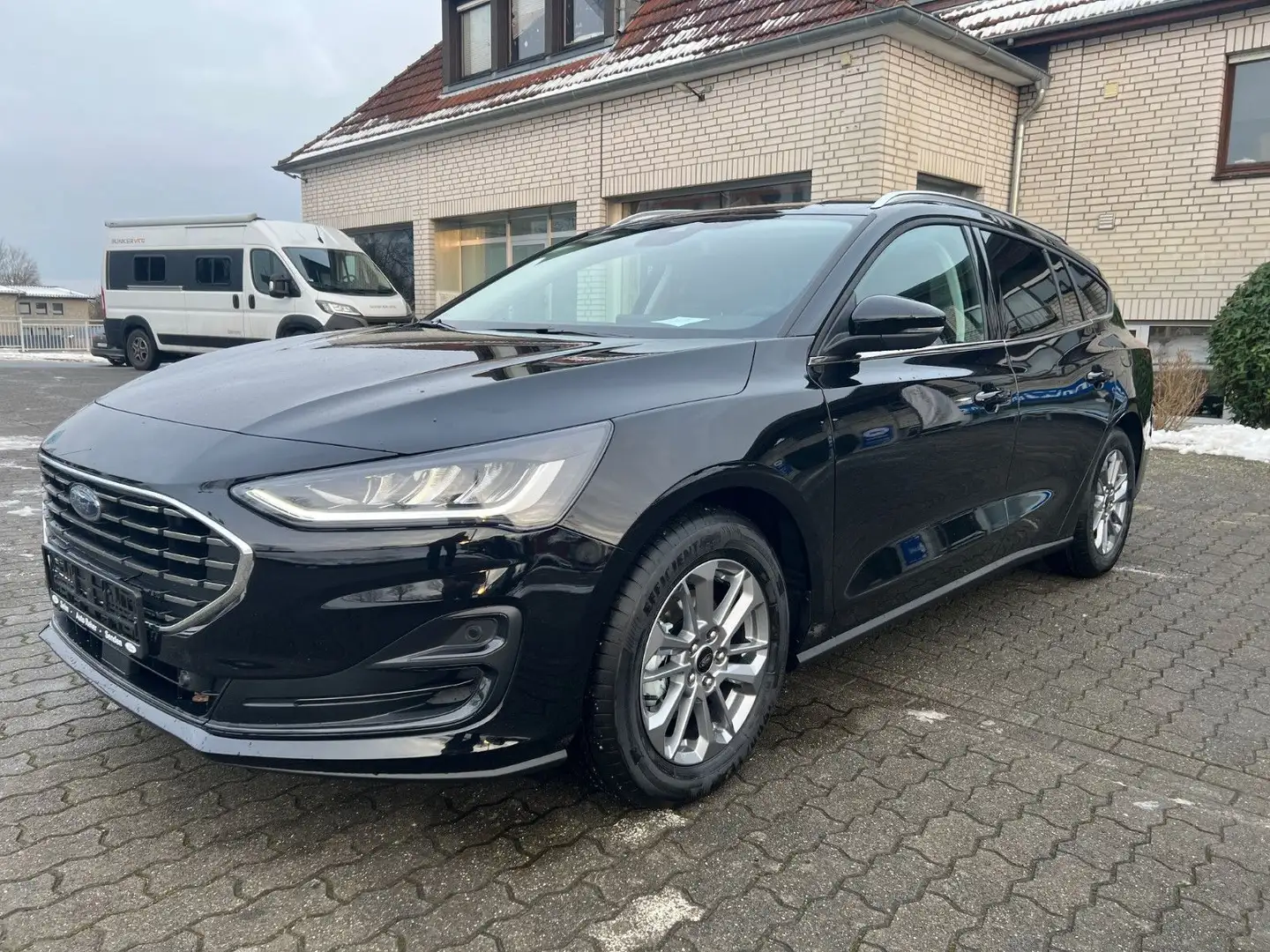Ford Focus Titanium Sync 4 Navi Alufelgen LED Schwarz - 1