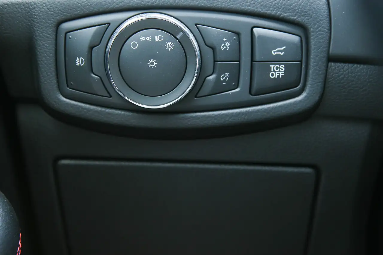 Ford Edge photo Ford Edge