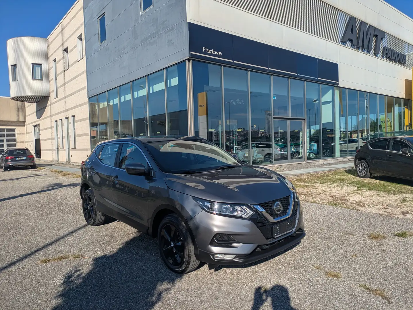 Nissan Qashqai 1.5 dci Black Line 115cv dct PRONTA CONSEGNA Grigio - 1