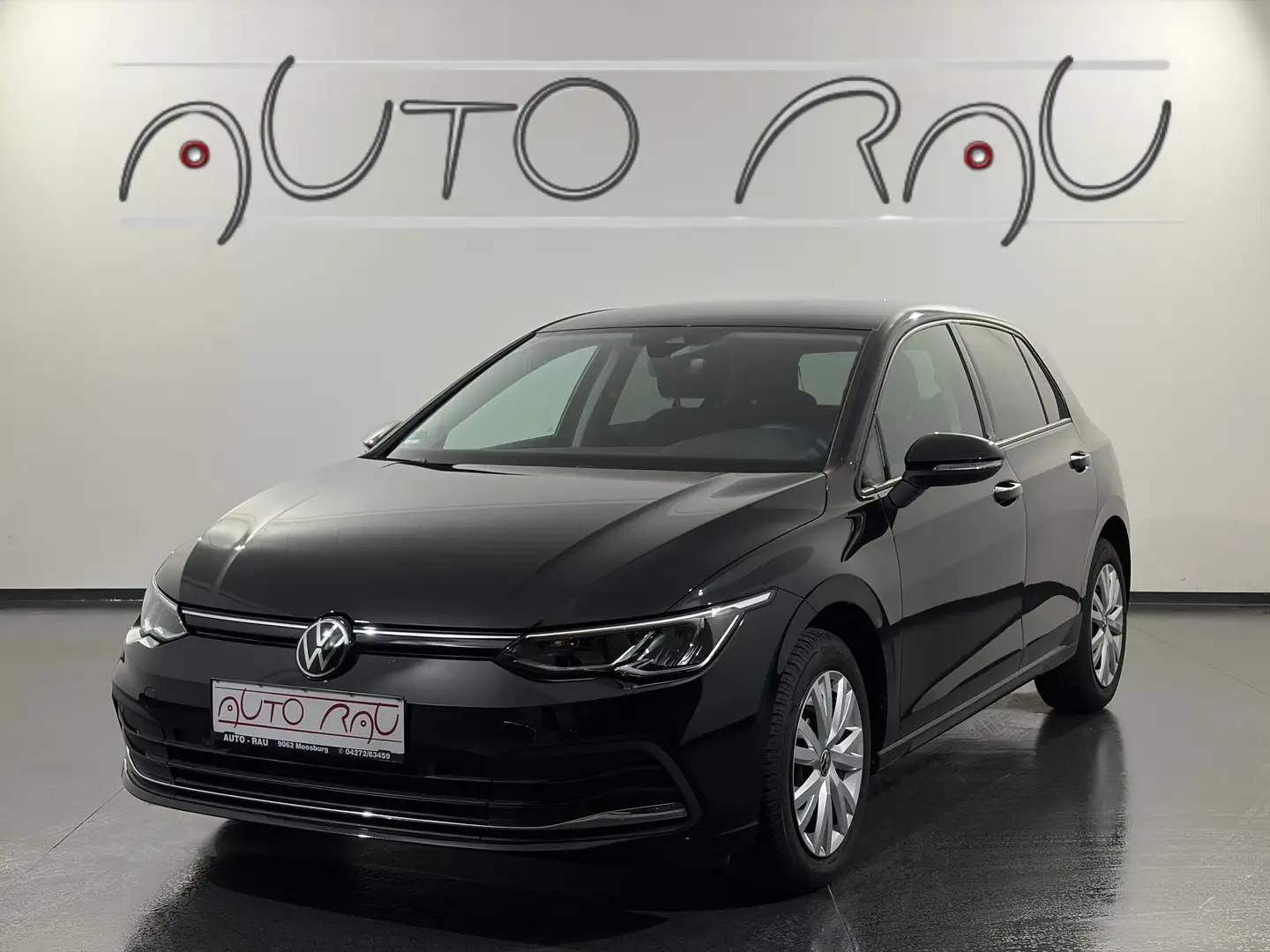 Volkswagen Golf 8 Lim. 2.0 TDI SCR Active *LED*NAVI*PDC* Schwarz - 1