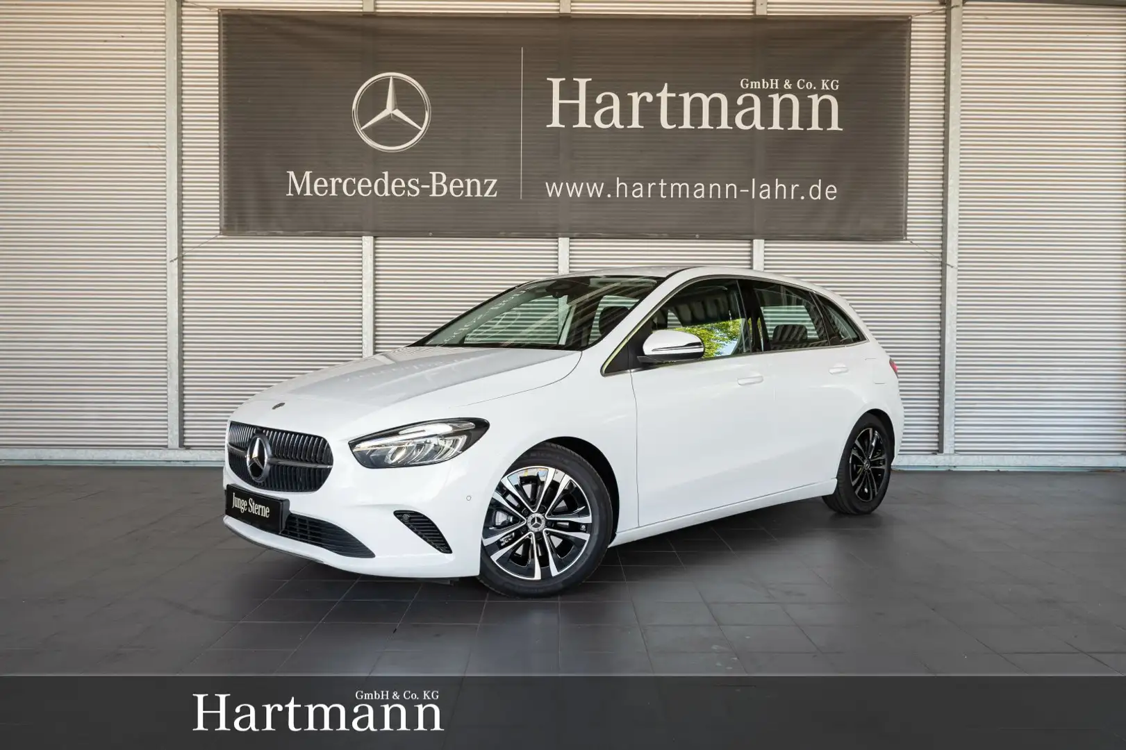 Mercedes-Benz B 180 B 180 Progressive Advanced LED Kamera nur 750 KM Weiß - 1