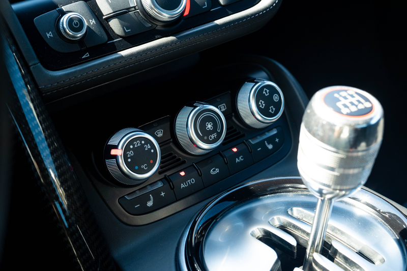 Audi R8 R8 5.2 V10 FSI | Manual gearbox! — photo 24