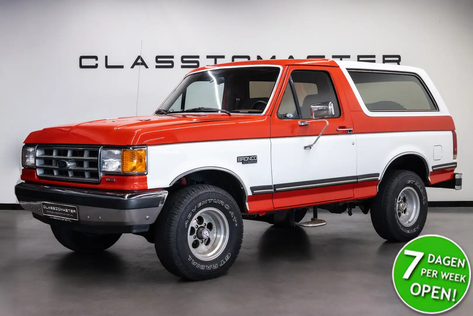Ford Bronco XLT Uniek Rood - 1