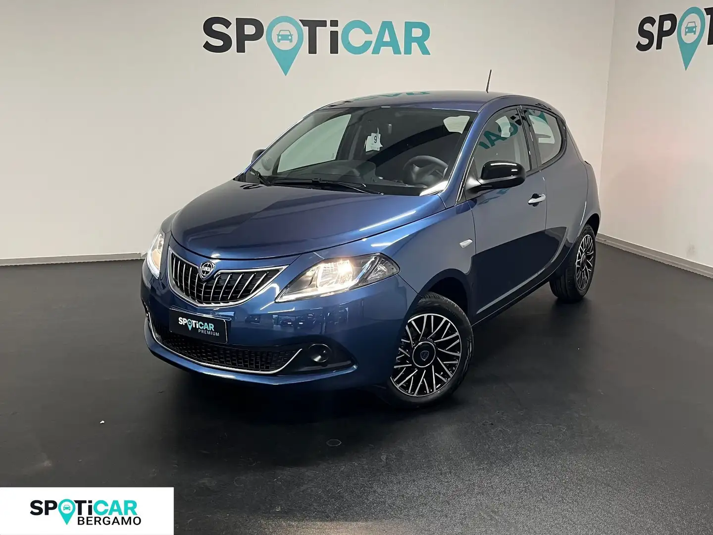 Lancia Ypsilon 1.0 FireFly 5 porte S&S Hybrid Platino - Km0 Blu/Azzurro - 1