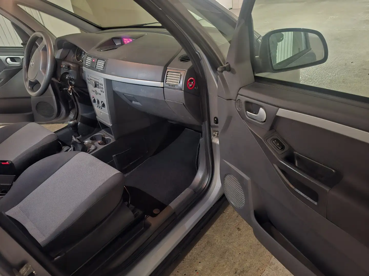 Opel Meriva Meriva 1.6 16V beim kauf TÜV neu - 2